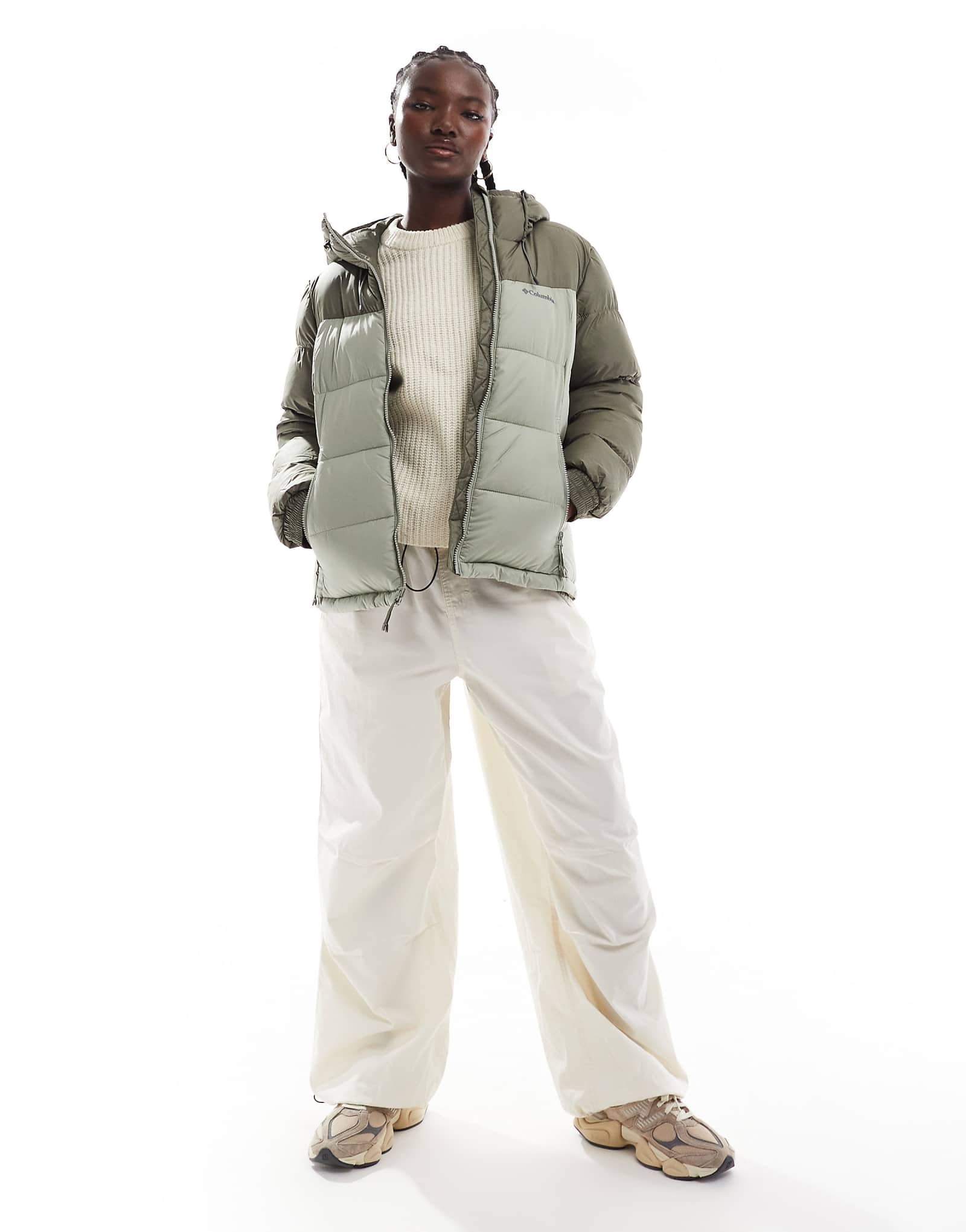 Утепленная куртка Columbia pike lake темно-зеленого цвета сафари 17990₽