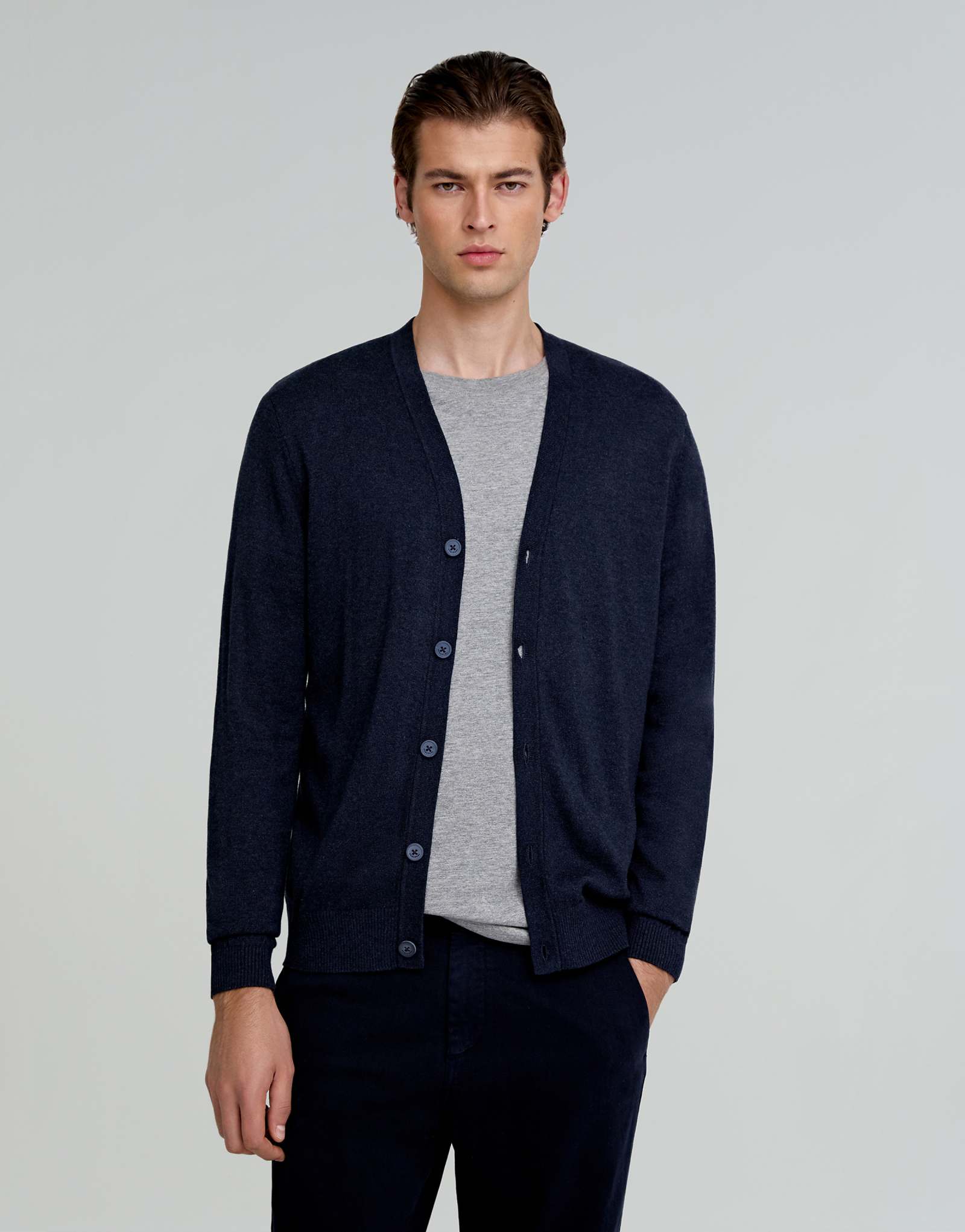 Кардиган-скальперы темно-синего цвета 19390₽