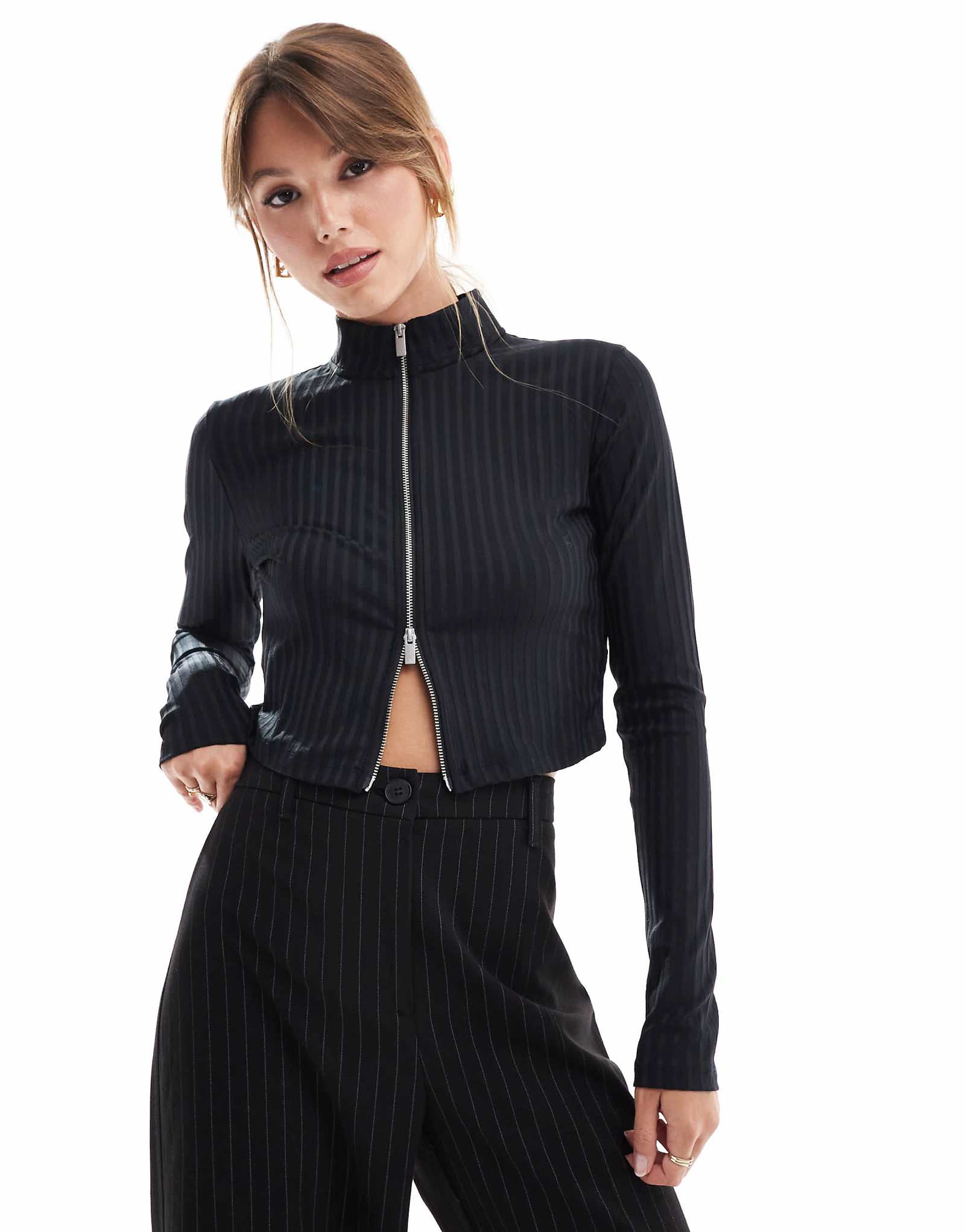 Черный топ Nike Air Jordan на полной молнии 5090₽