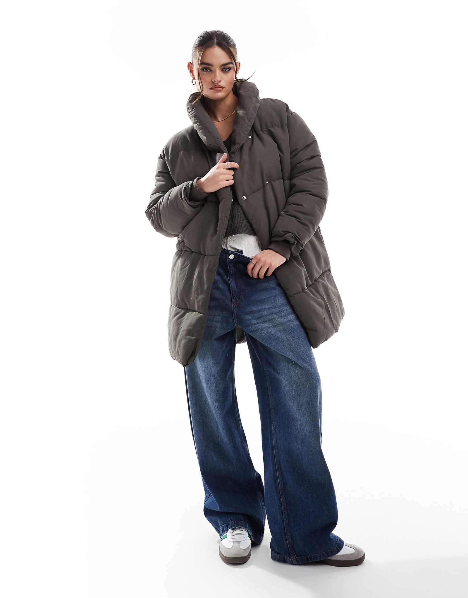 Двубортный пуховик DTT темно-серого цвета 8790₽