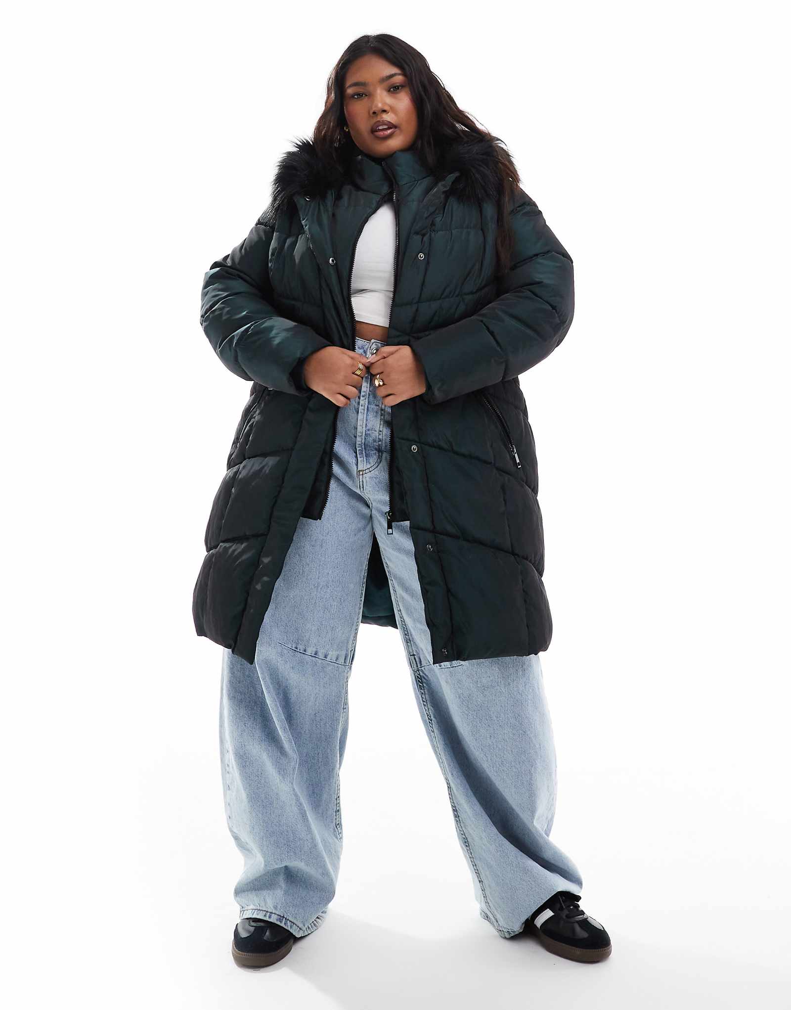 Ваше удлиненное стеганое пальто с капюшоном из искусственного меха темно-зеленого цвета 8290₽