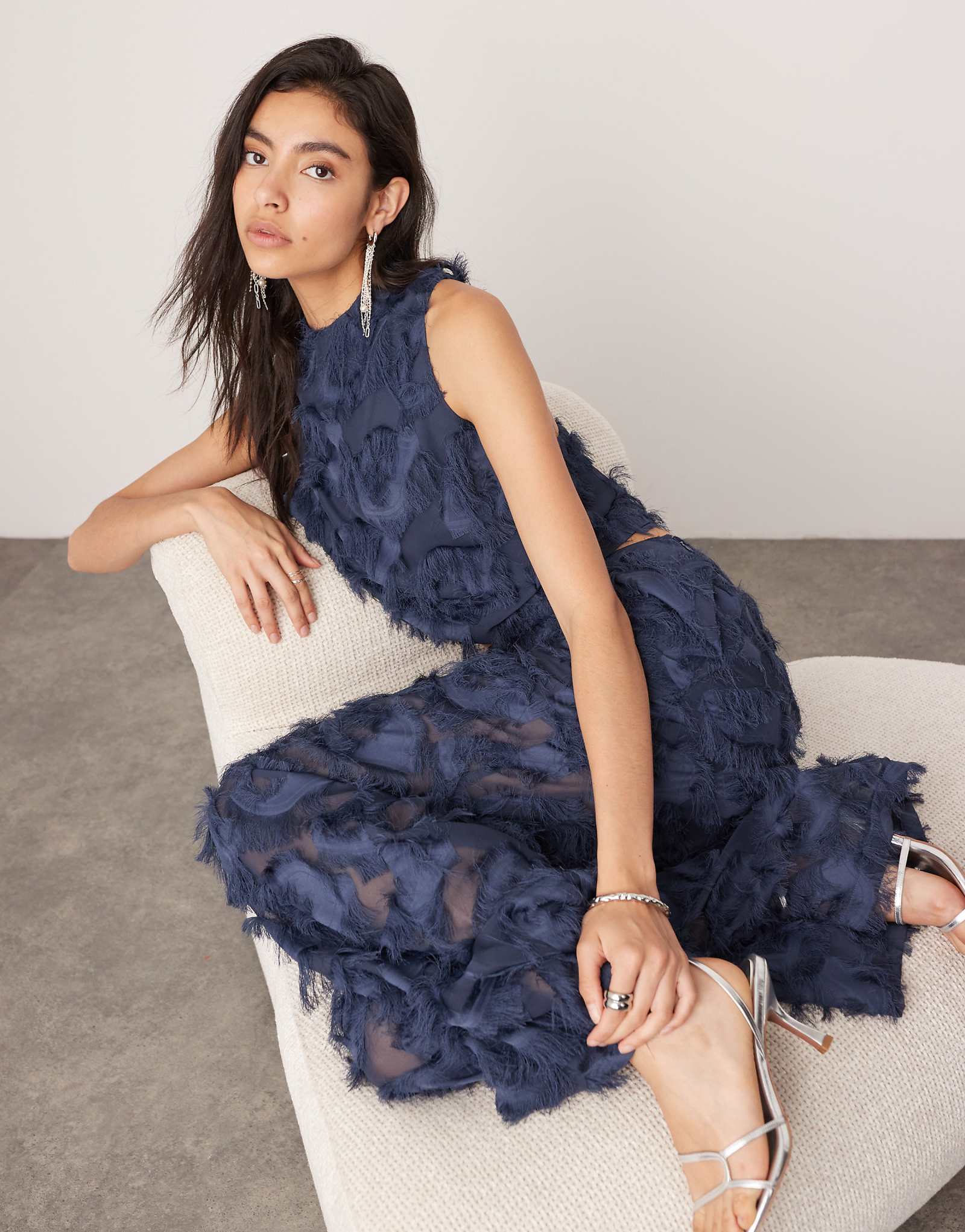 Текстурированный спортивный топ ASOS EDITION на молнии сзади синего цвета - часть комплекта 13690₽