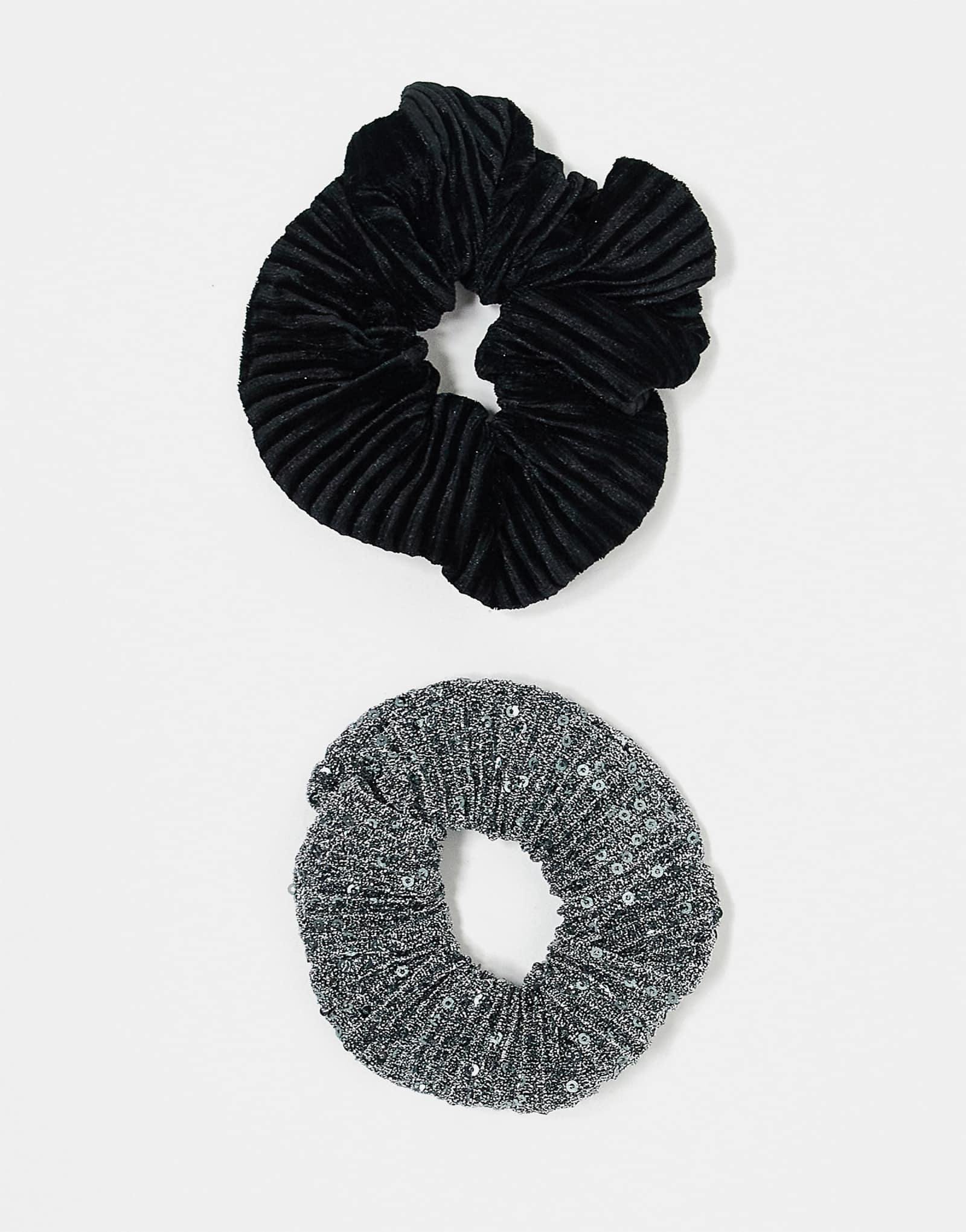 ТОЛЬКО 2 упаковки резинок для волос с черным и серебристым блеском 2290₽
