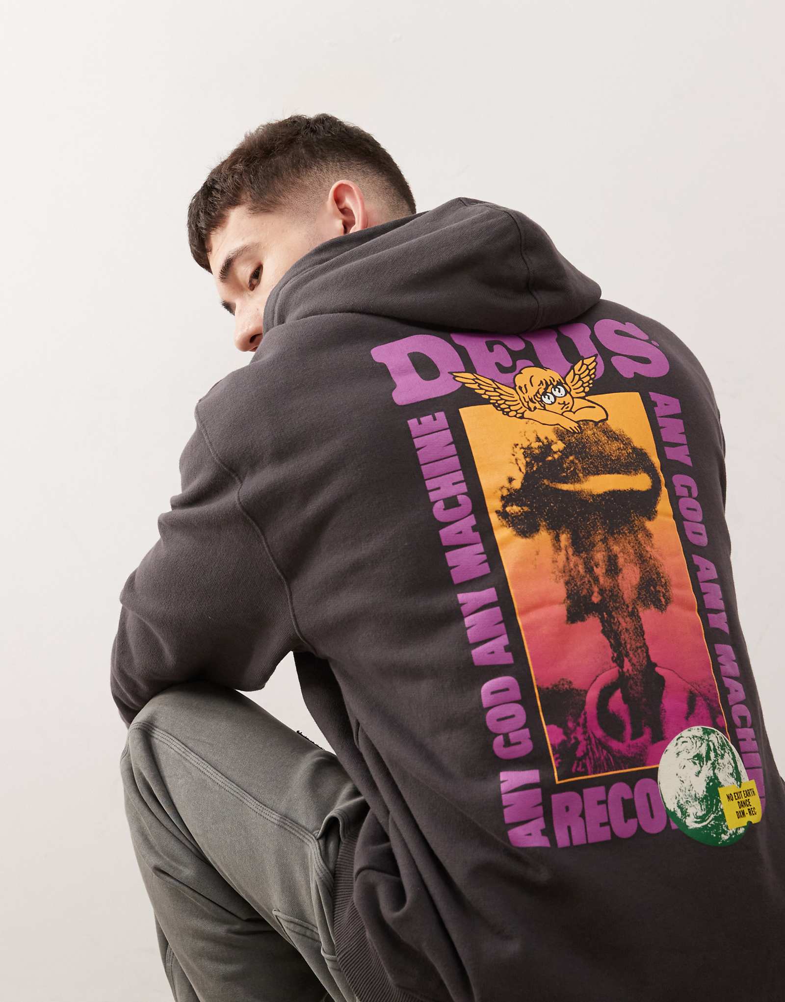 Толстовка с капюшоном Deus Ex Machina angel energy черного цвета 18990₽