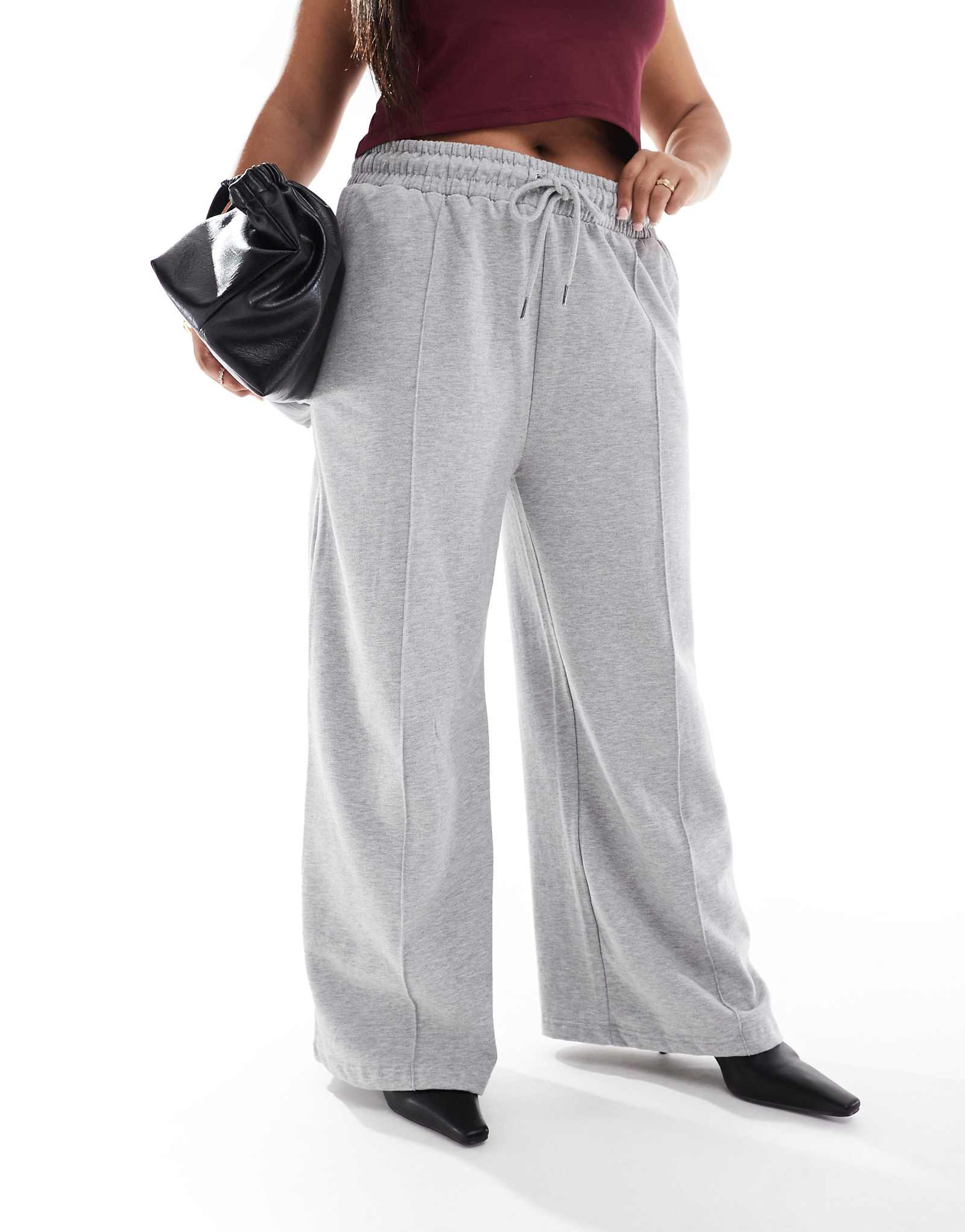 Ваши незаменимые широкие спортивные брюки из серого вереска 6890₽