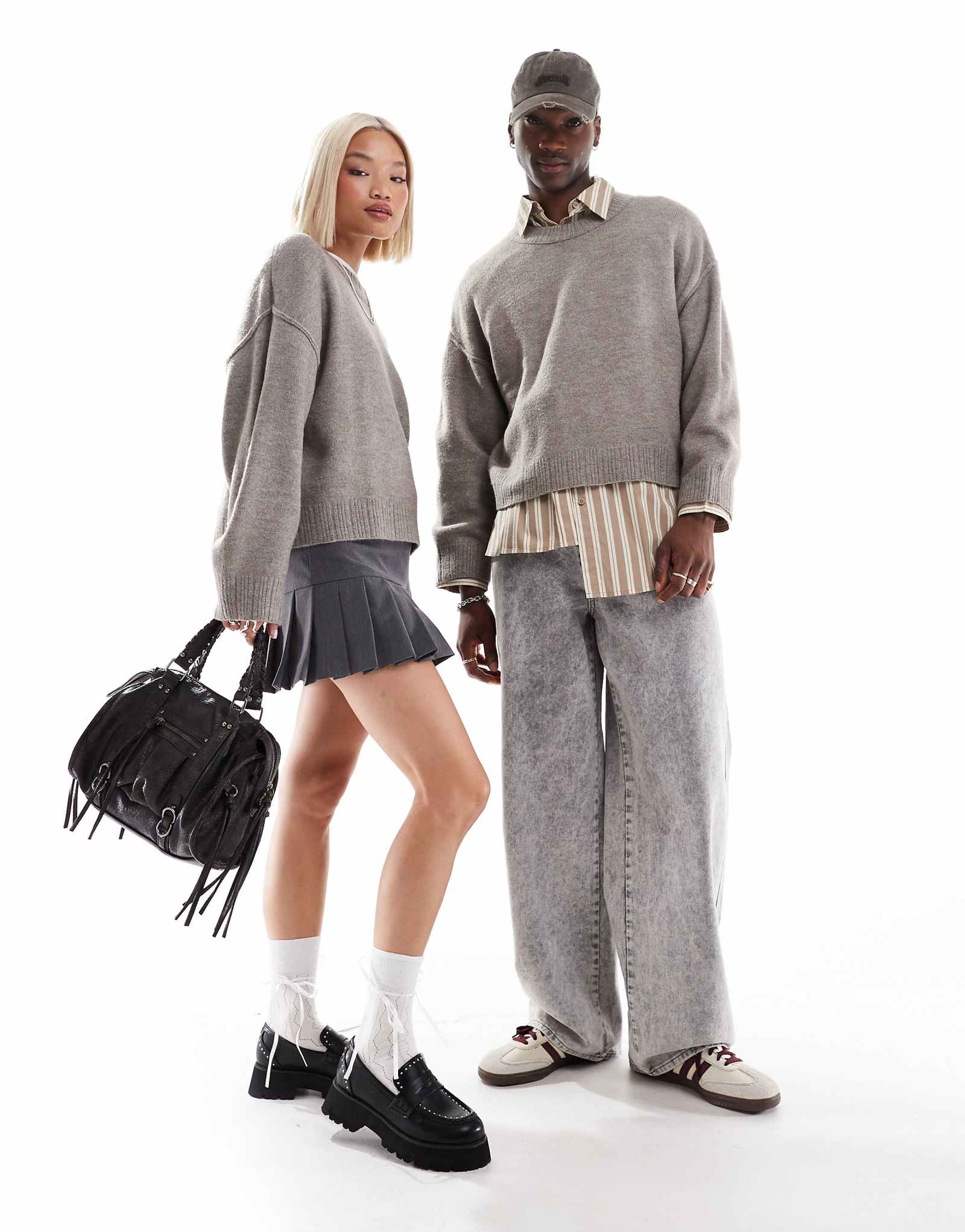 Свитер унисекс COLLUSION темно-серого цвета 6090₽