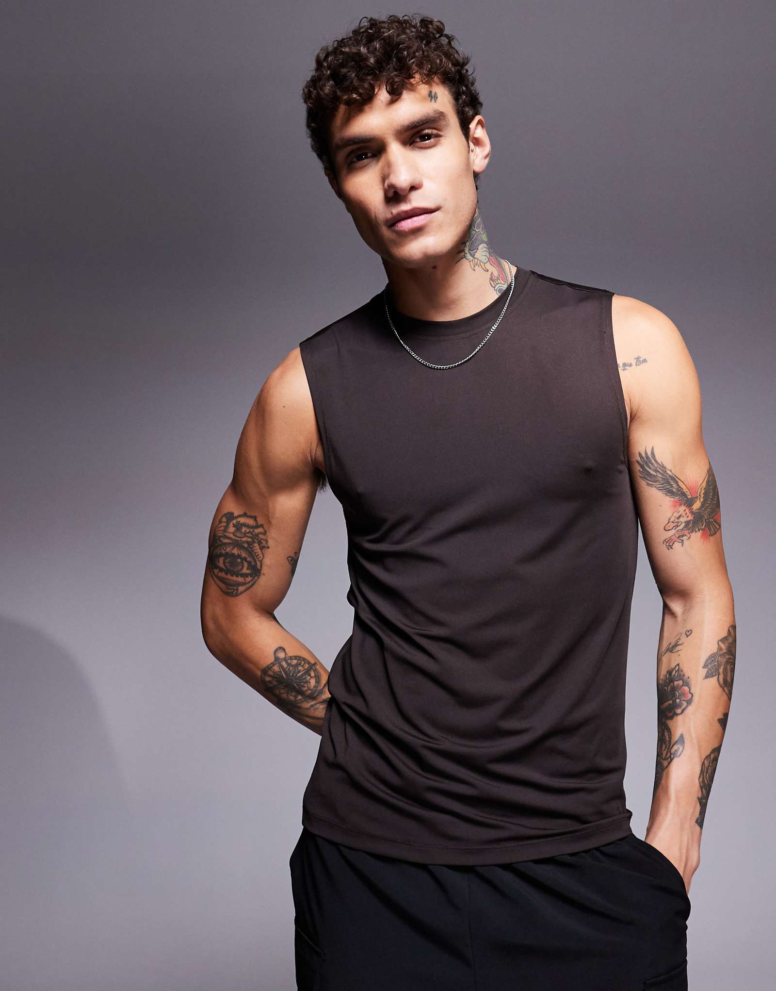 Быстросохнущий майка для тренировки мышц ASOS 4505 Icon коричневого цвета 3490₽