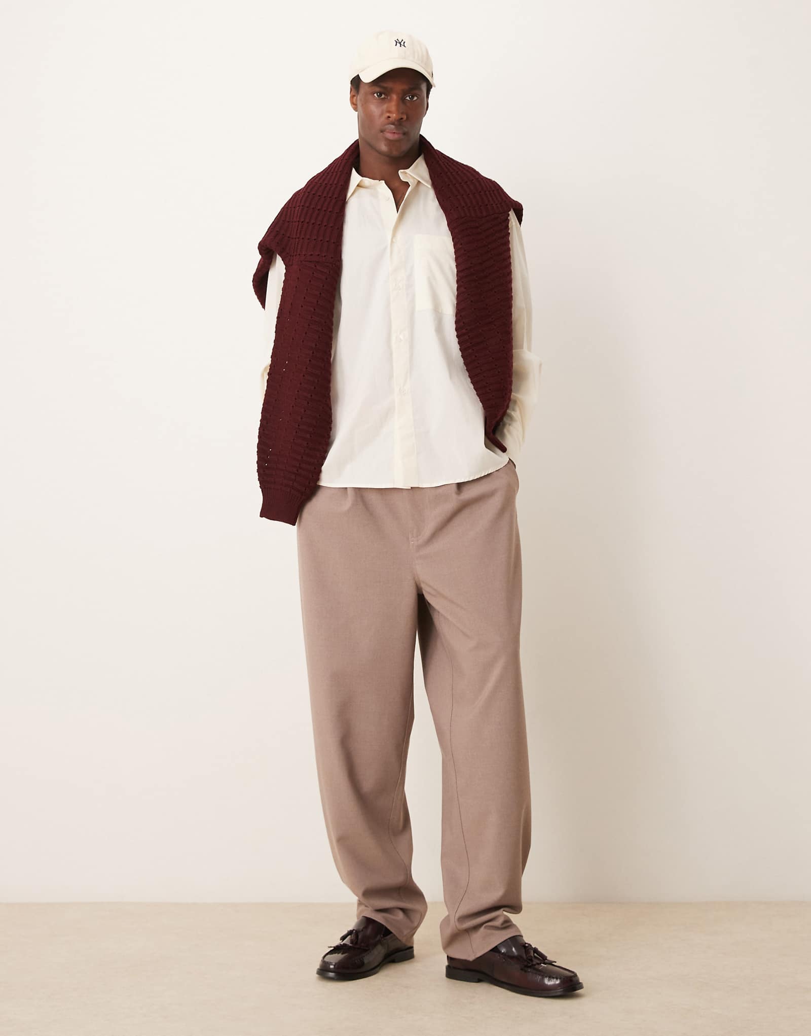 Дизайнерские брюки-баллоны ASOS коричневого цвета 2890₽