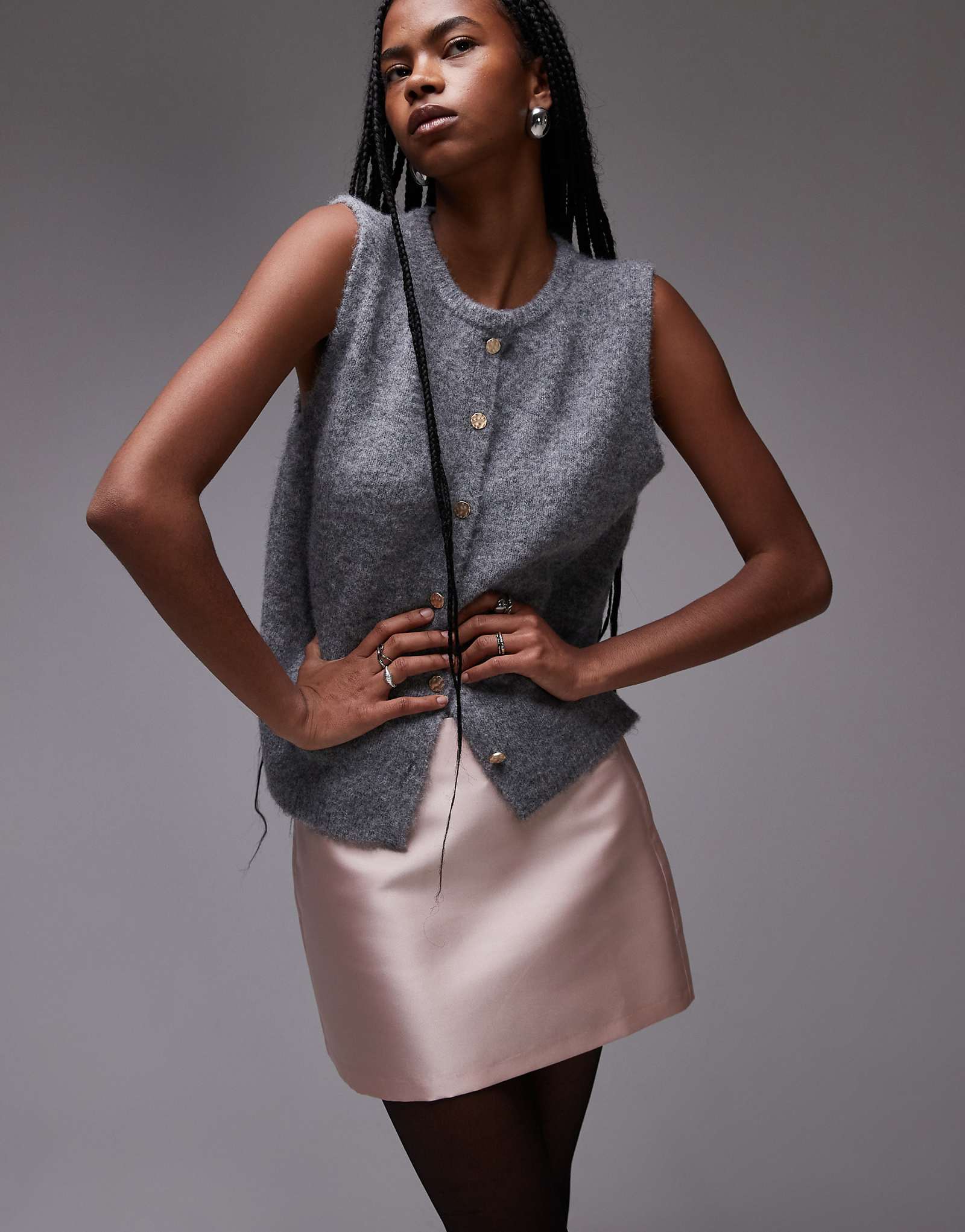 Мини-юбка из плотного атласа Topshop розового цвета - часть комплекта 10090₽