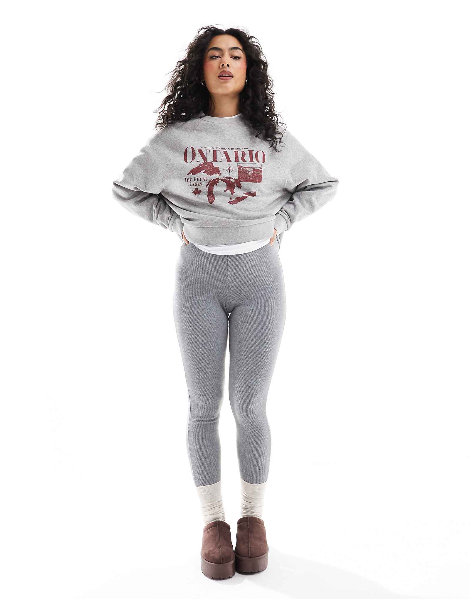 Мисс Селфридж уютные серые леггинсы в рубчик 3990₽