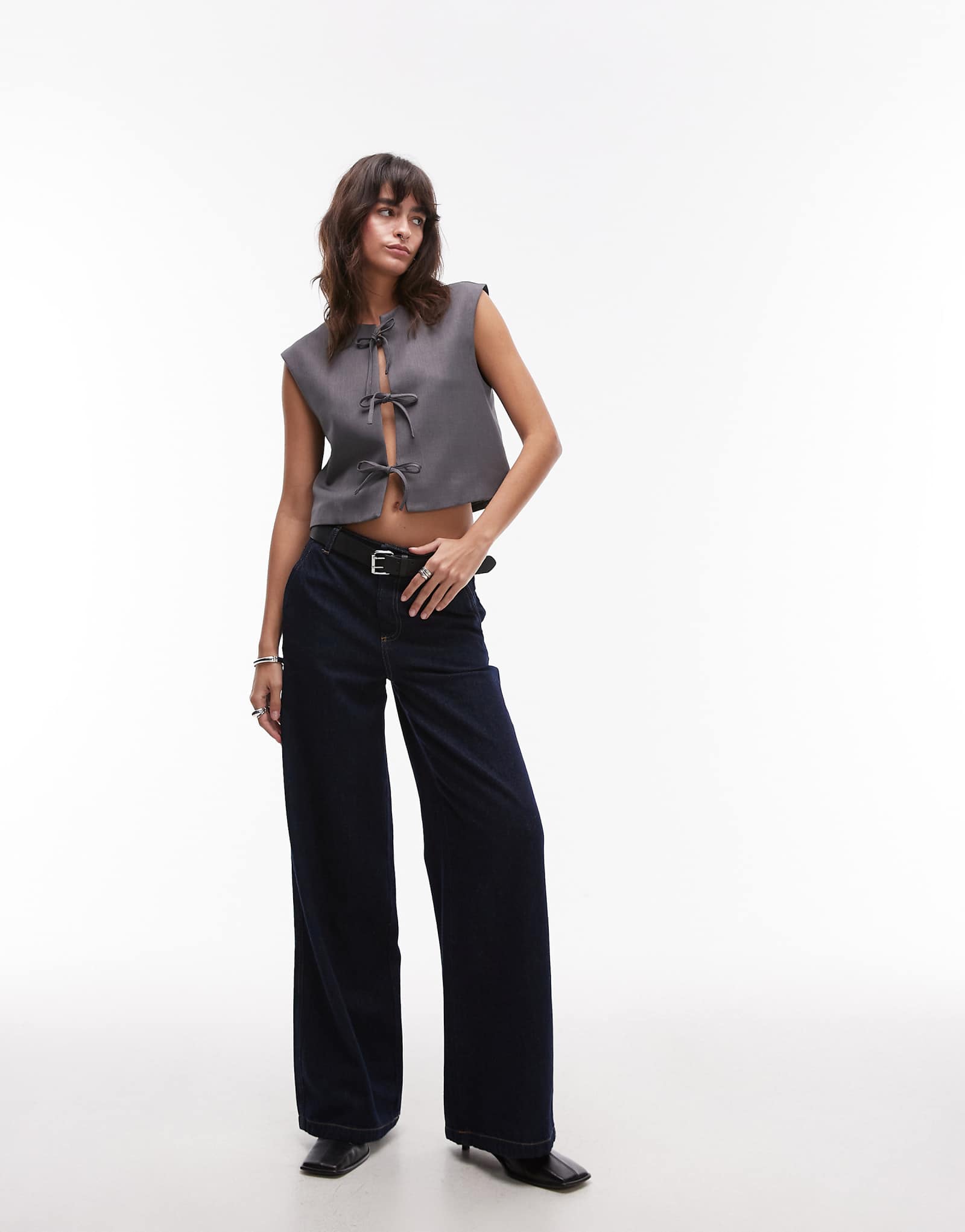 Укороченный жилет с галстуком спереди от Topshop из серого вереска 3090₽