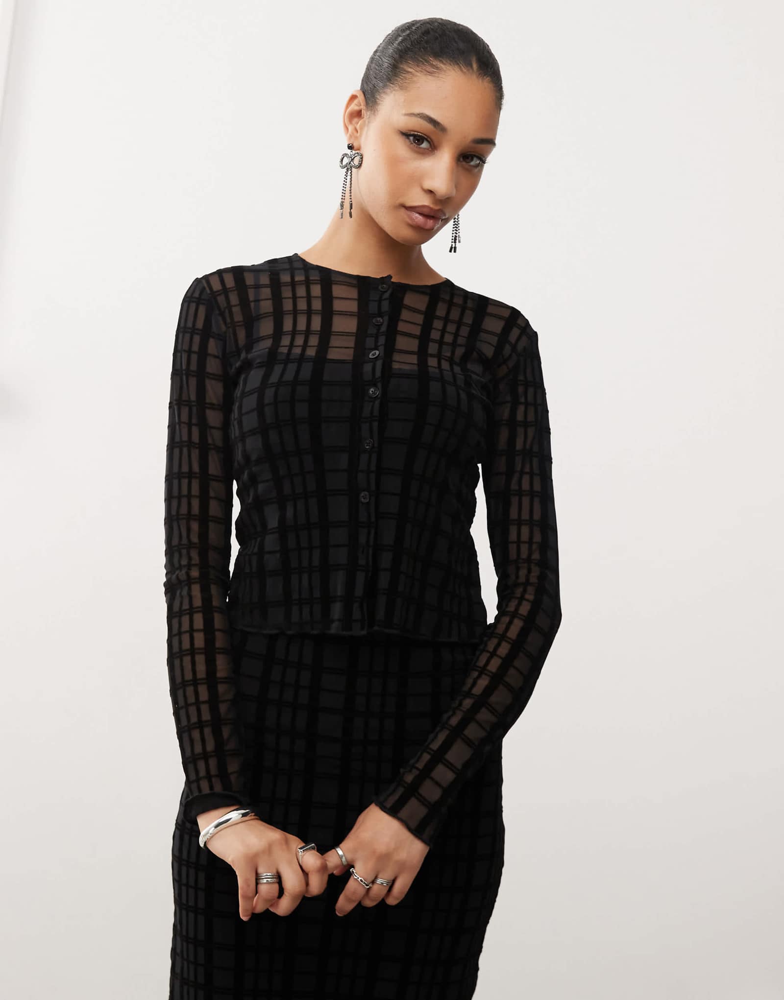 Мини-кардиган в клетку из флока Motel kahula черного цвета 9190₽