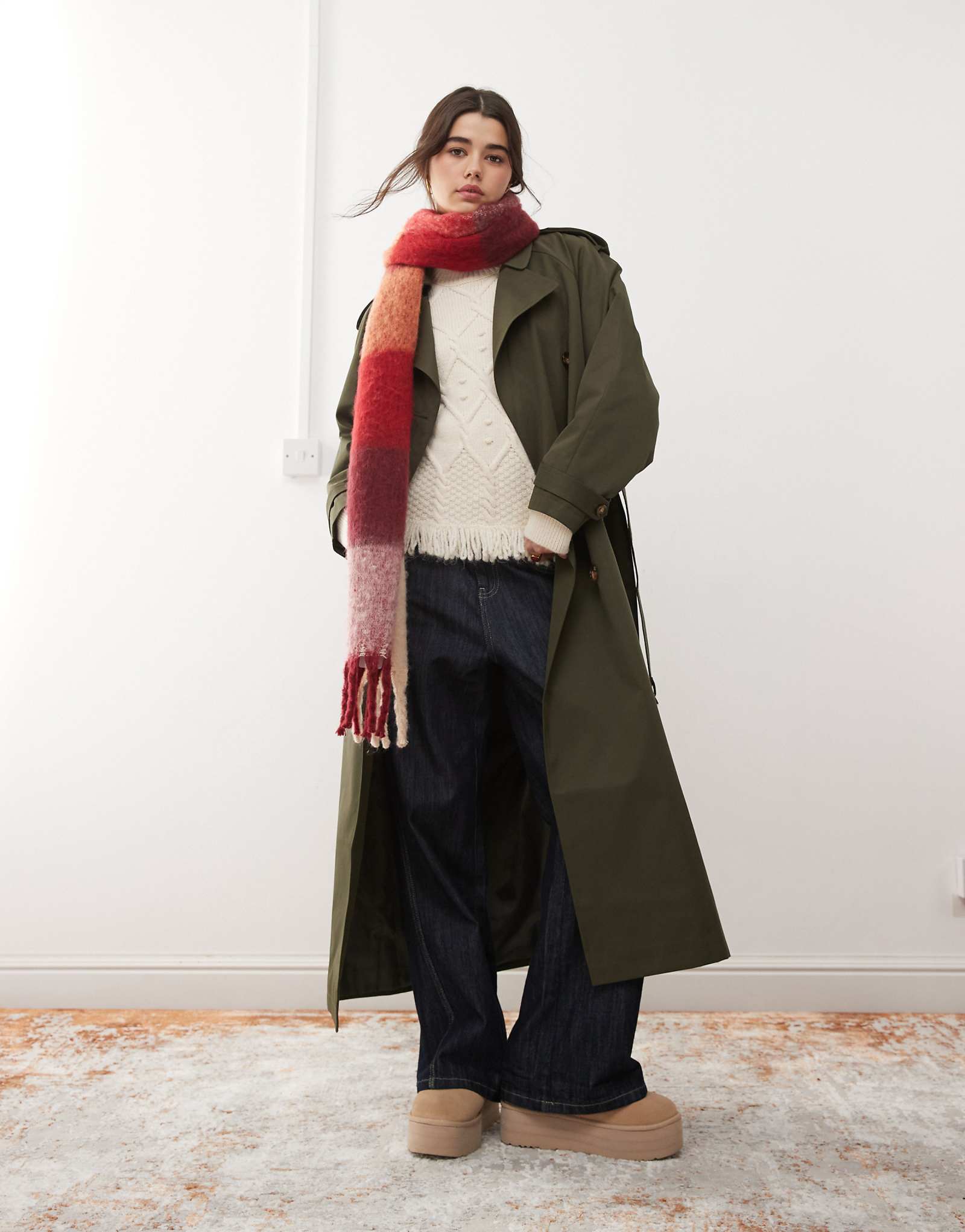 Тренч-пальто мисс Селфридж с поясом цвета хаки 15790₽