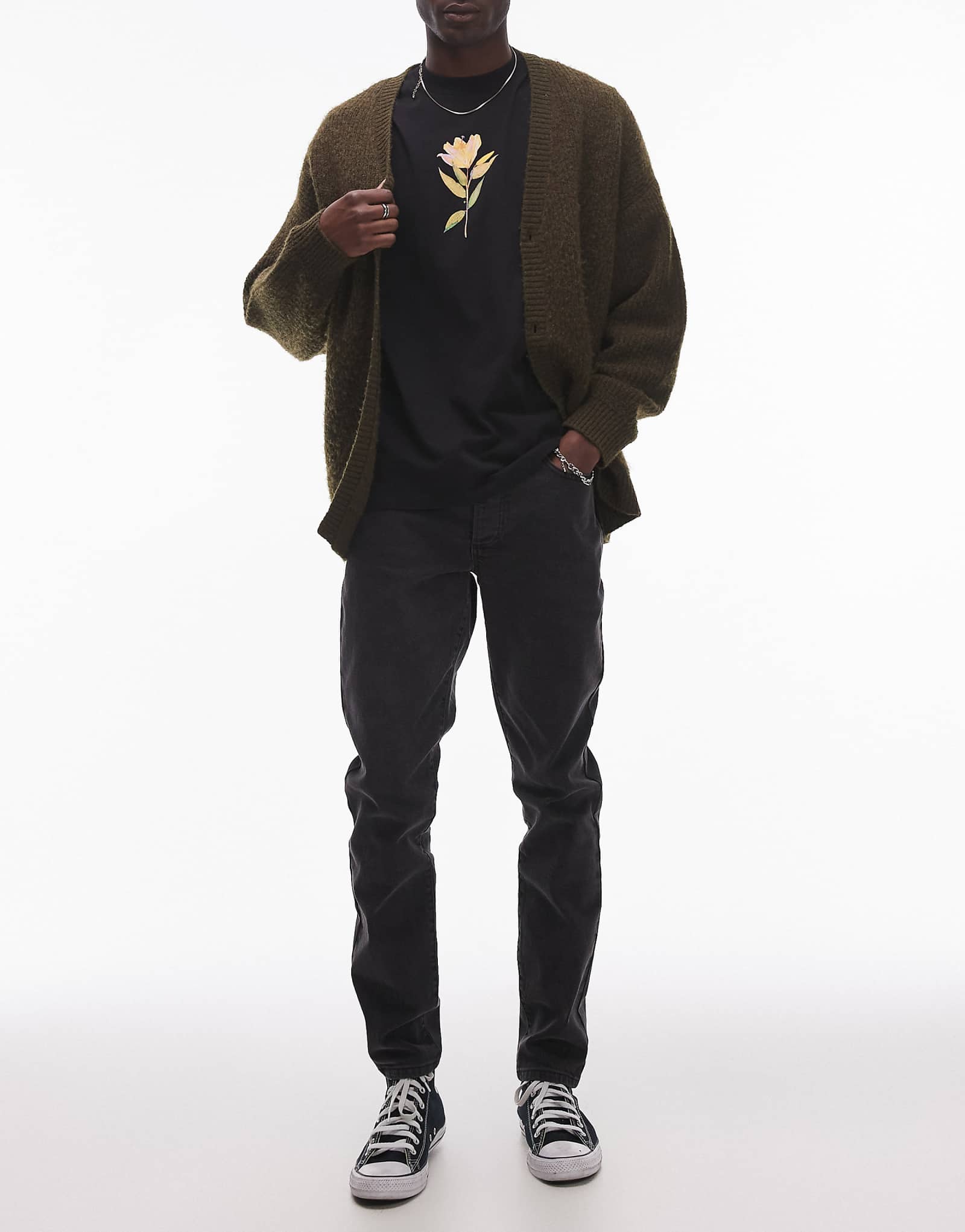 Обтягивающие джинсы-стрейч Topman черного цвета застиранные 10390₽