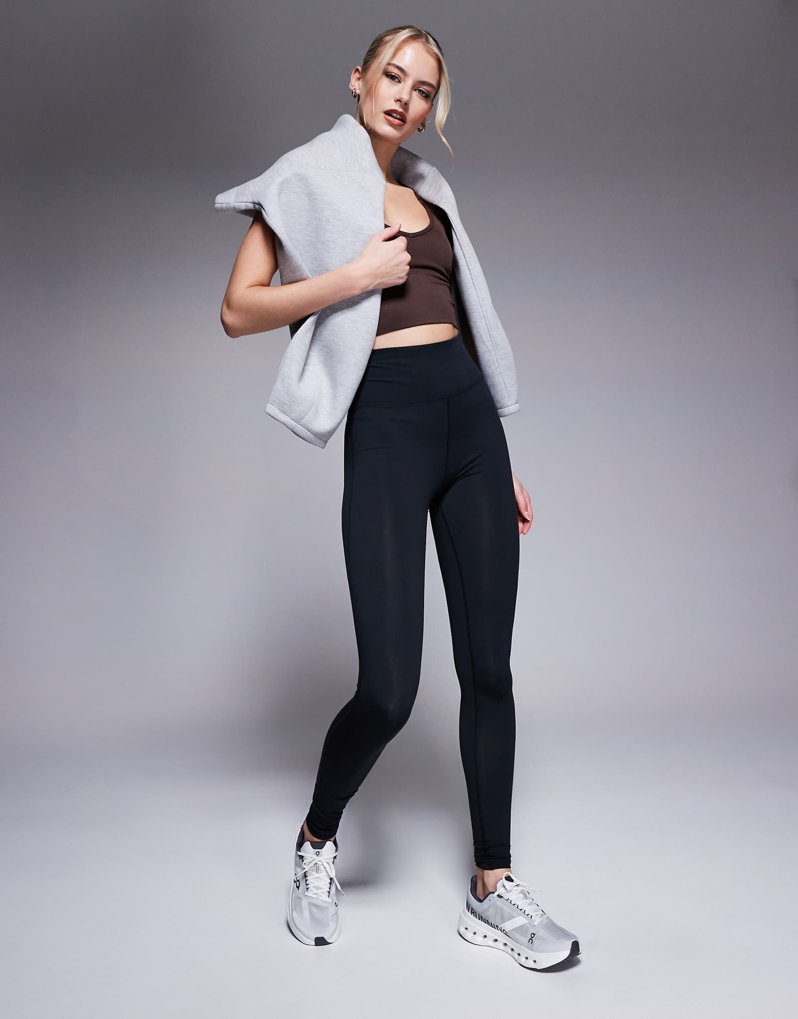 Спортивные леггинсы ASOS 4505 Tall Icon yoga soft touch черного цвета 7590₽