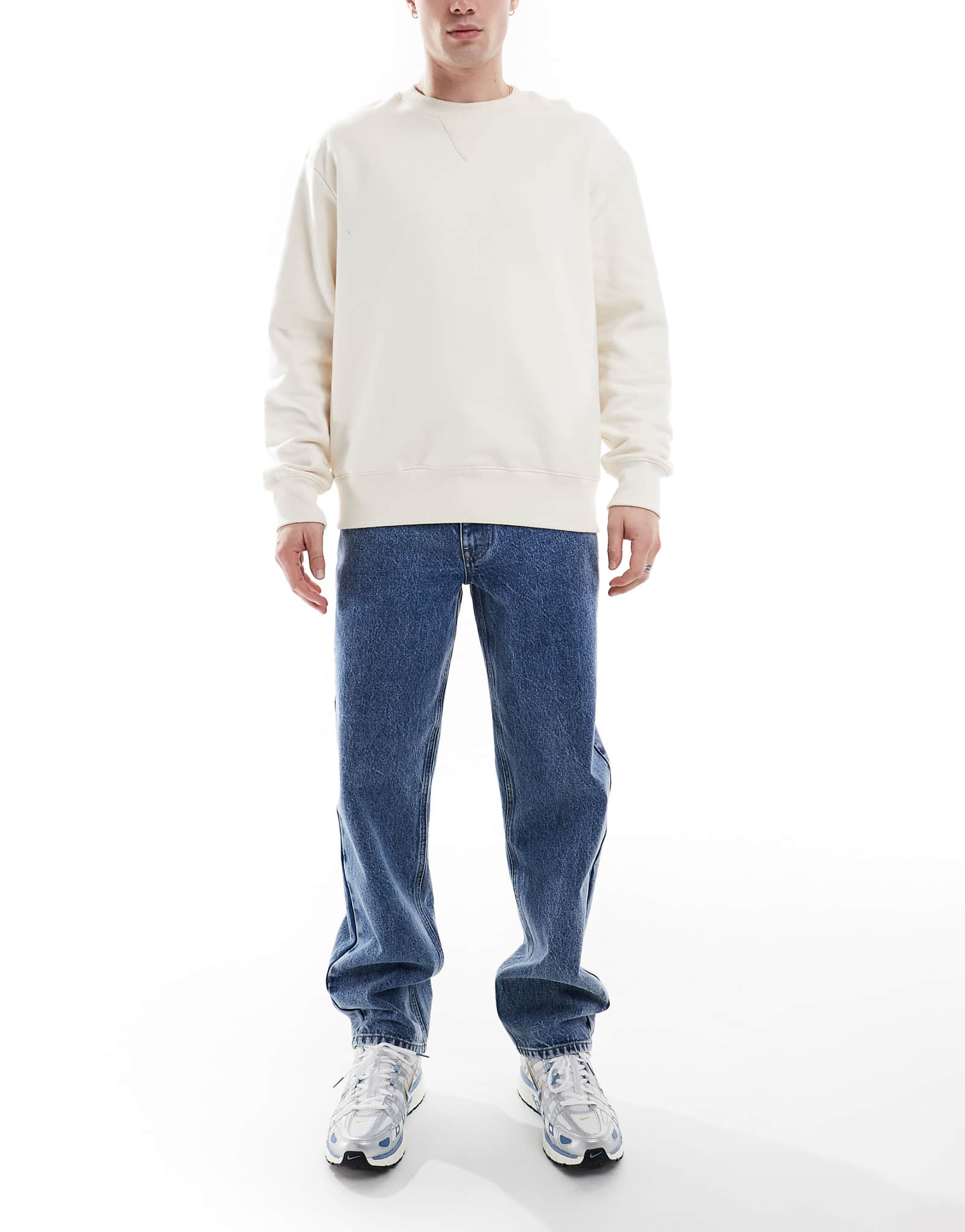 Джинсы прямого кроя от ASOS DESIGN темно-синего цвета 3490₽