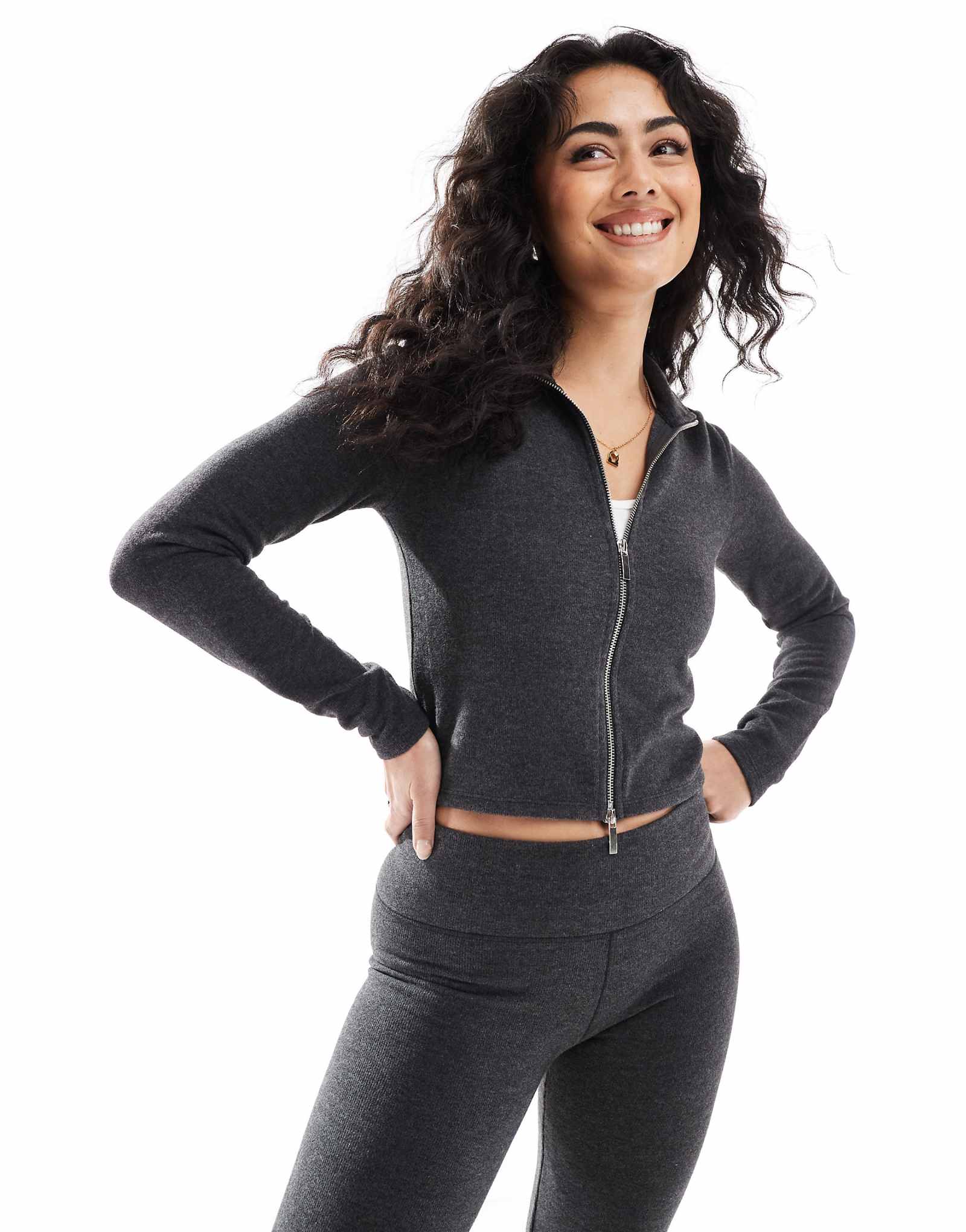 Куртка Stradivarius с двойной молнией серого цвета - часть комплекта 3290₽