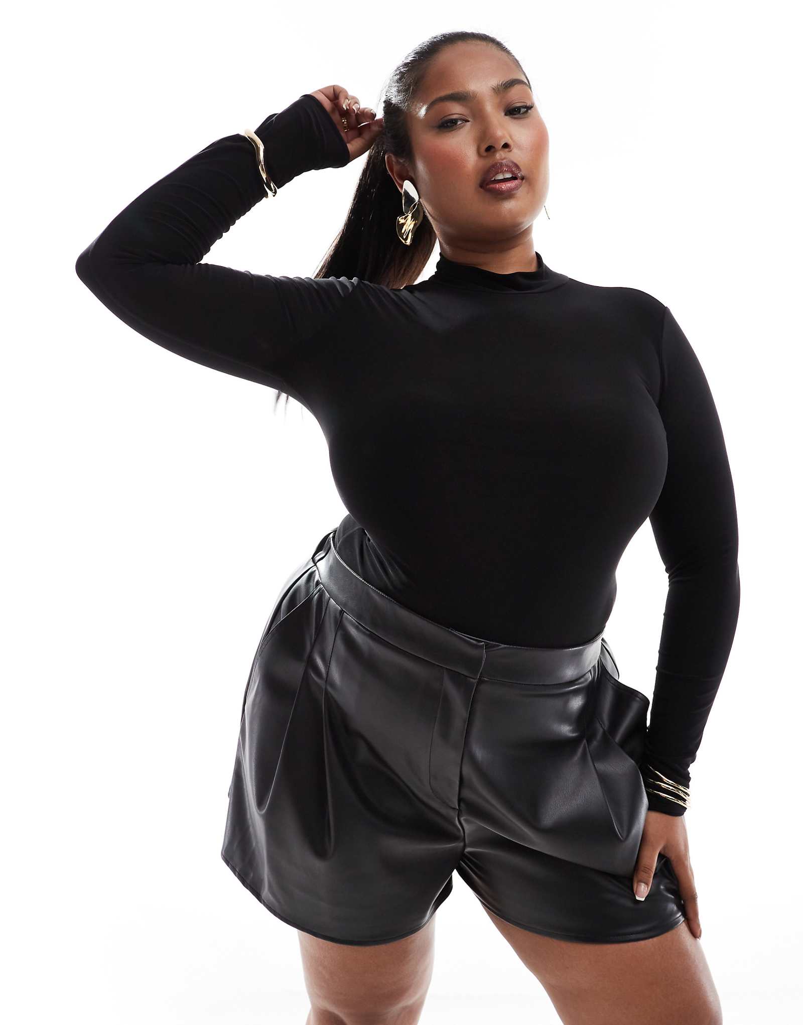 Двухслойное облегающее боди ASOS DESIGN Curve с высоким воротом и длинными рукавами черного цвета 5490₽