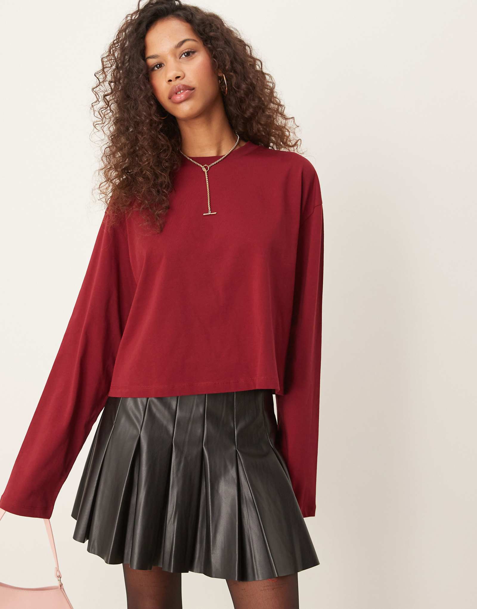 Облегающая футболка ASOS DESIGN с длинным рукавом бордового цвета 3290₽