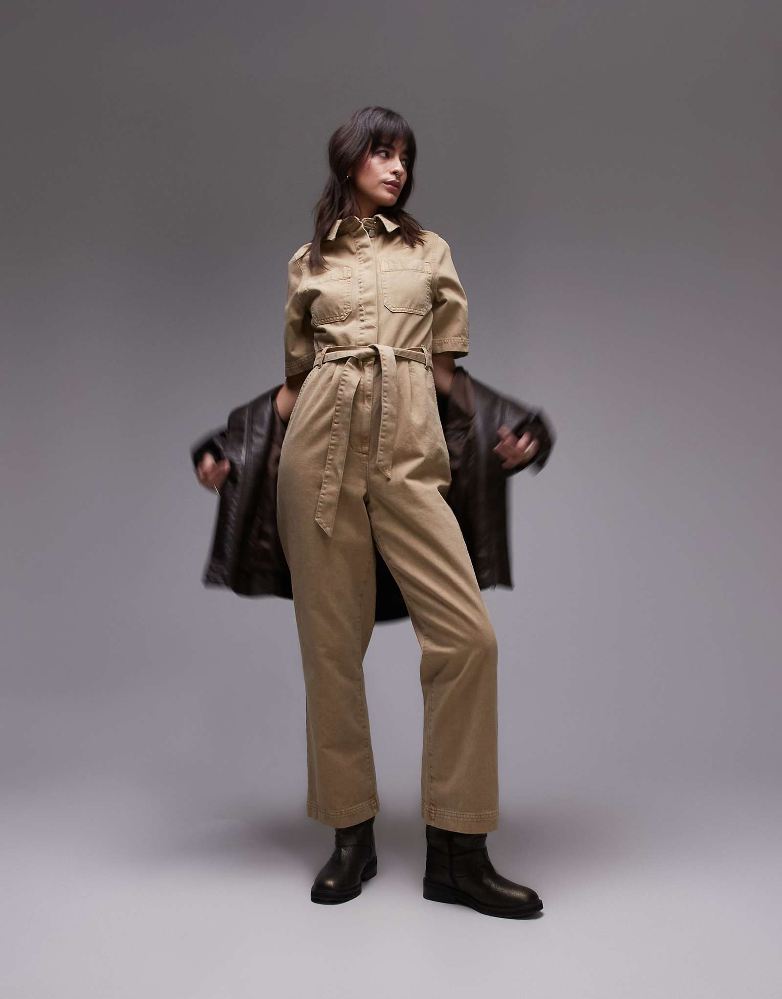 Комбинезон Topshop с коротким рукавом из камня 7290₽