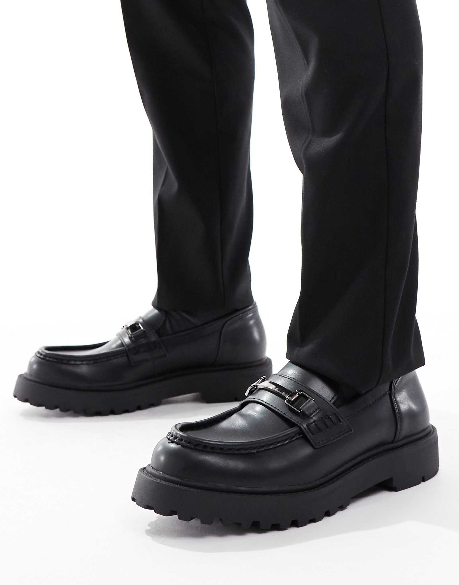 Черные мокасины Pull-Bear с металлической отделкой 4490₽