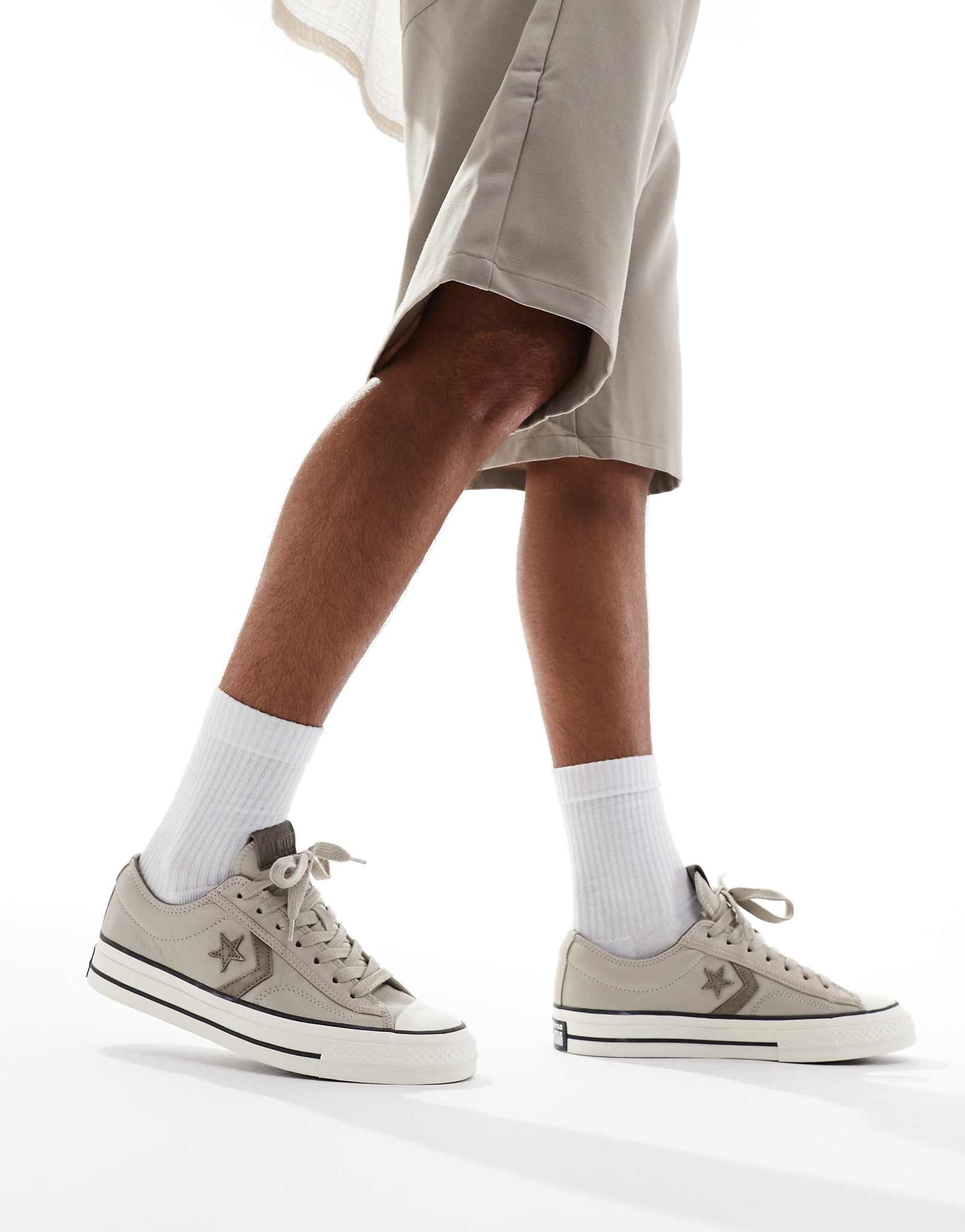 Роскошные кроссовки Converse Star Player 76 коричневого цвета 8190₽