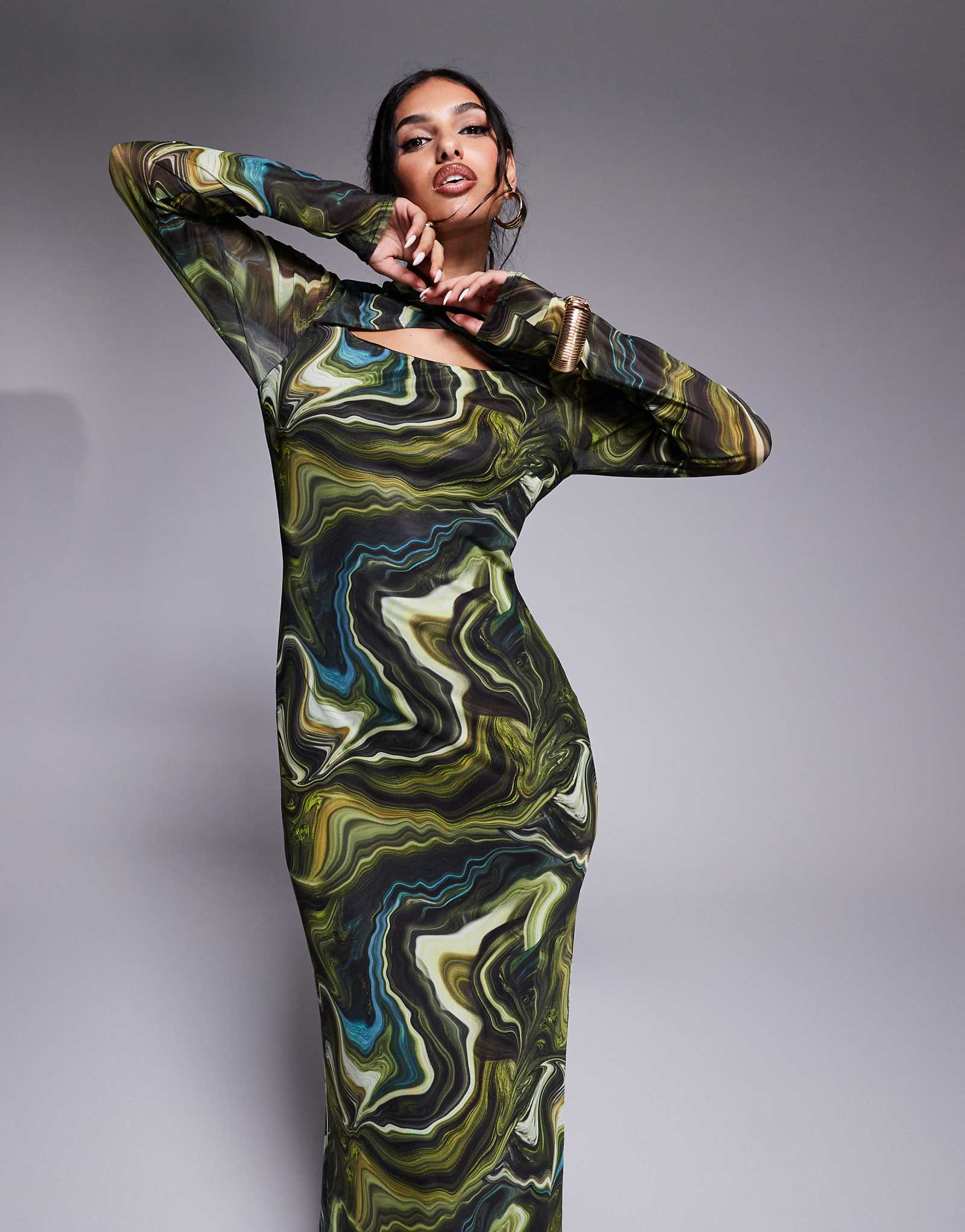 Макси-платье Daska с зеленым абстрактным вихревым принтом 15990₽