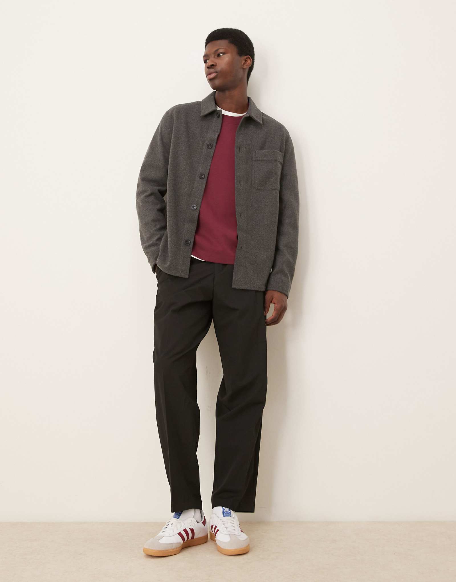 Рубашка из трикотажа Mango цвета древесного угля 8190₽