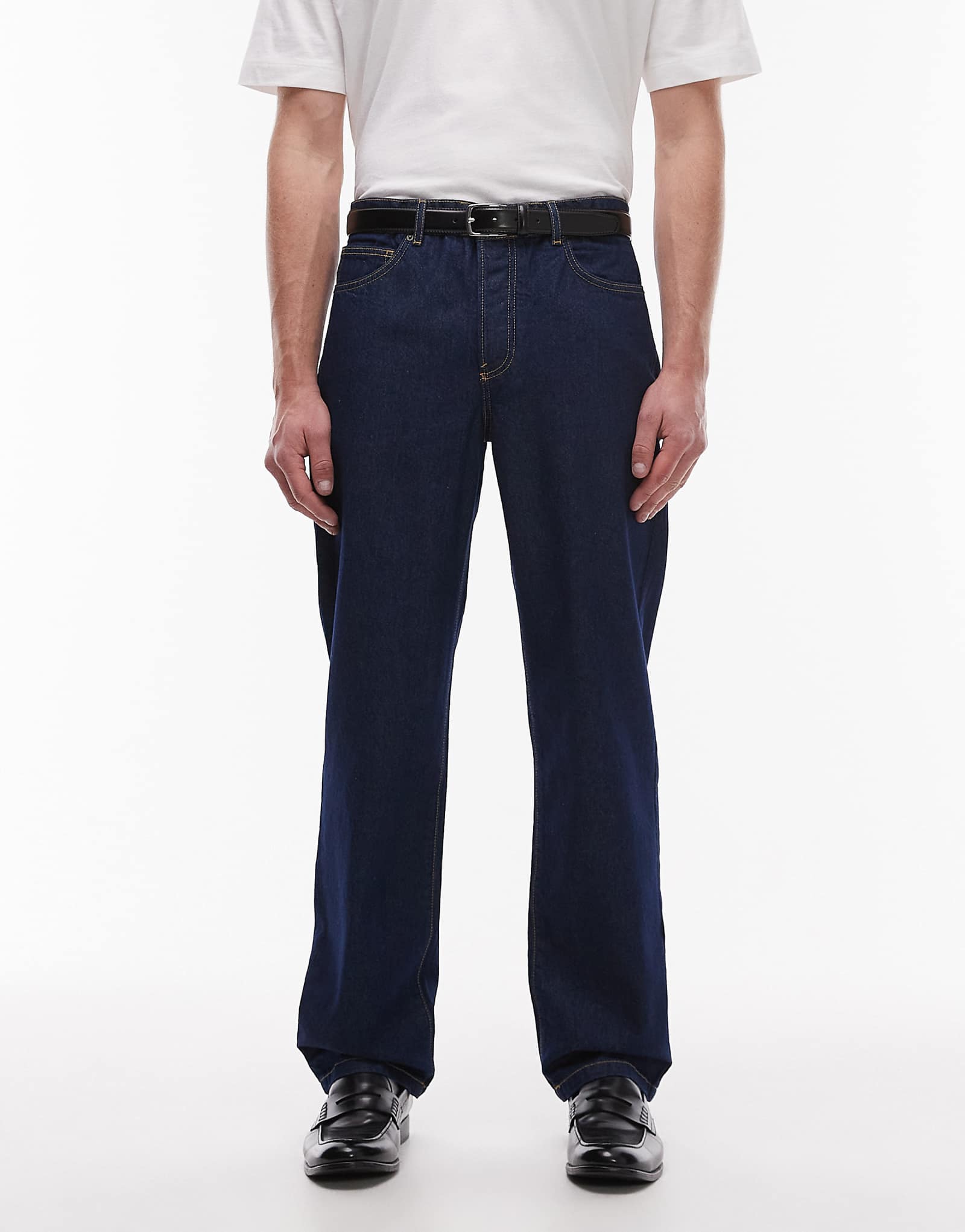 Прямые джинсы Topman необработанного синего цвета 3590₽