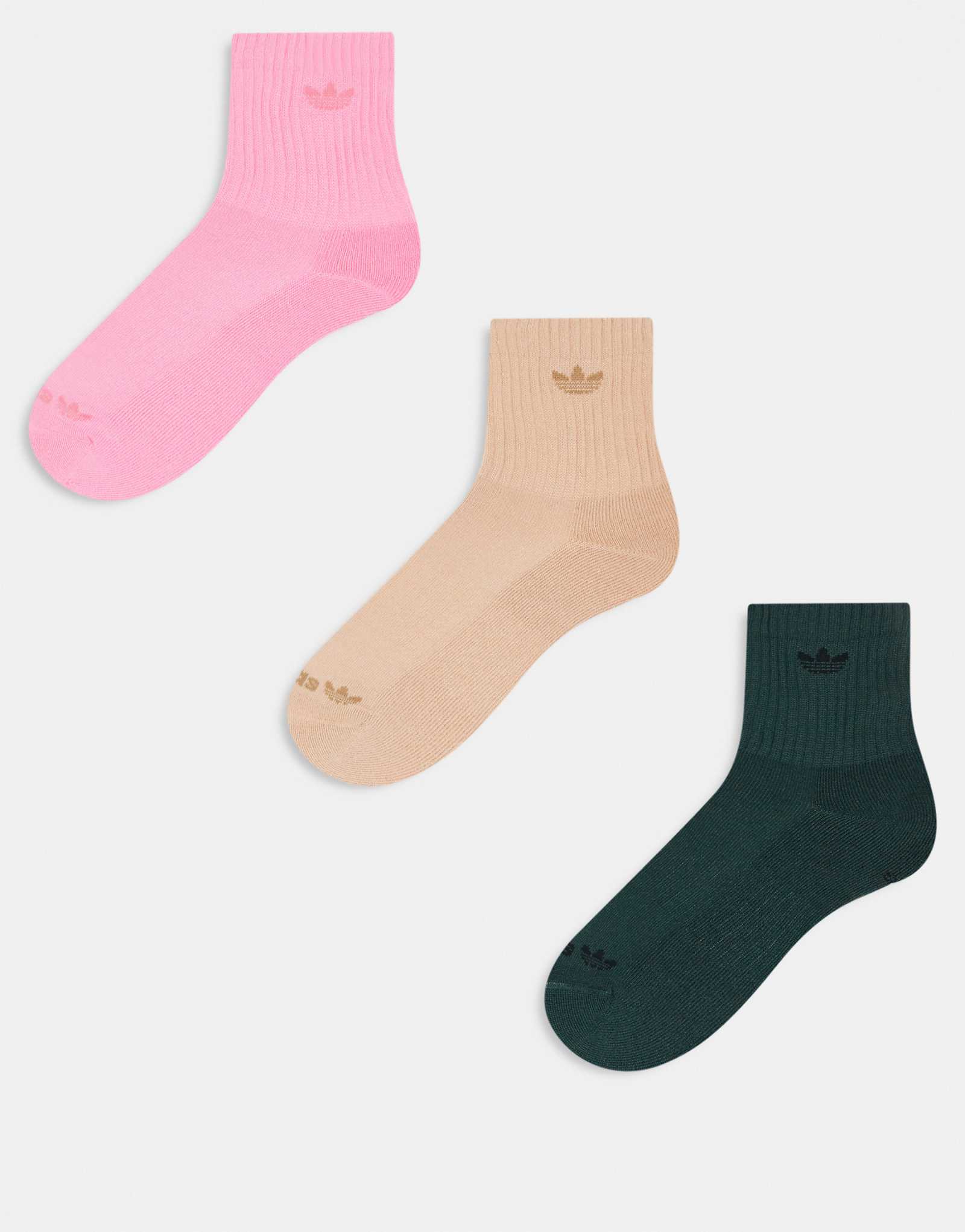 носки adidas Originals Trefoil 20 по 3 штуки в мульти-упаковке 2790₽