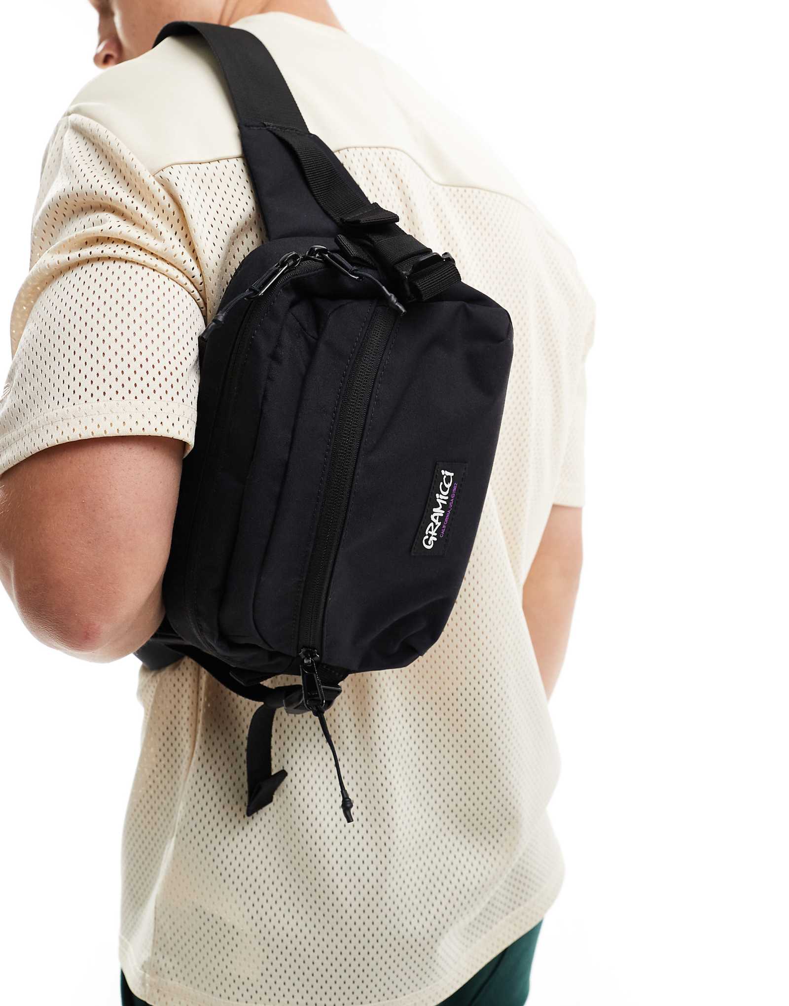 Поясная сумка Gramicci cordura черного цвета 17090₽