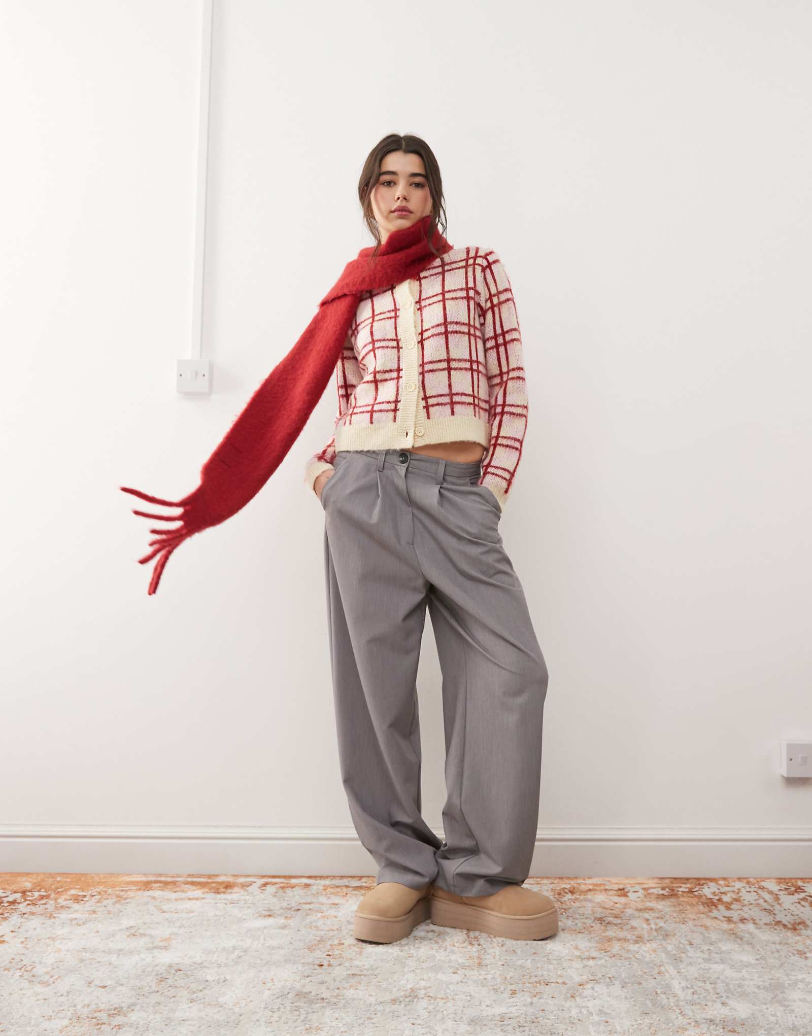 Сшитые на заказ широкие брюки мисс Селфридж серого цвета 3390₽