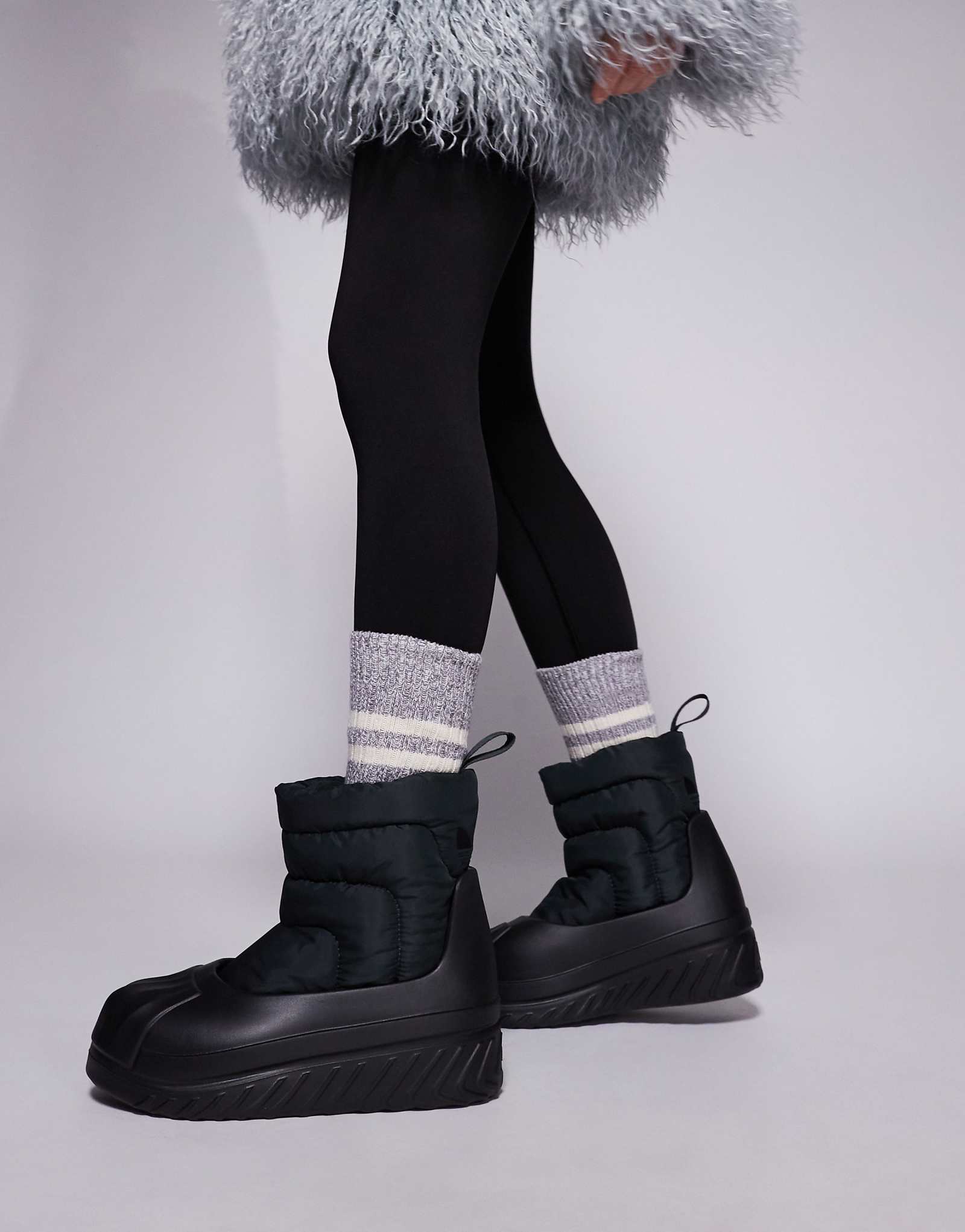 кроссовки adidas Originals ADIFOM superstar черного цвета 26490₽