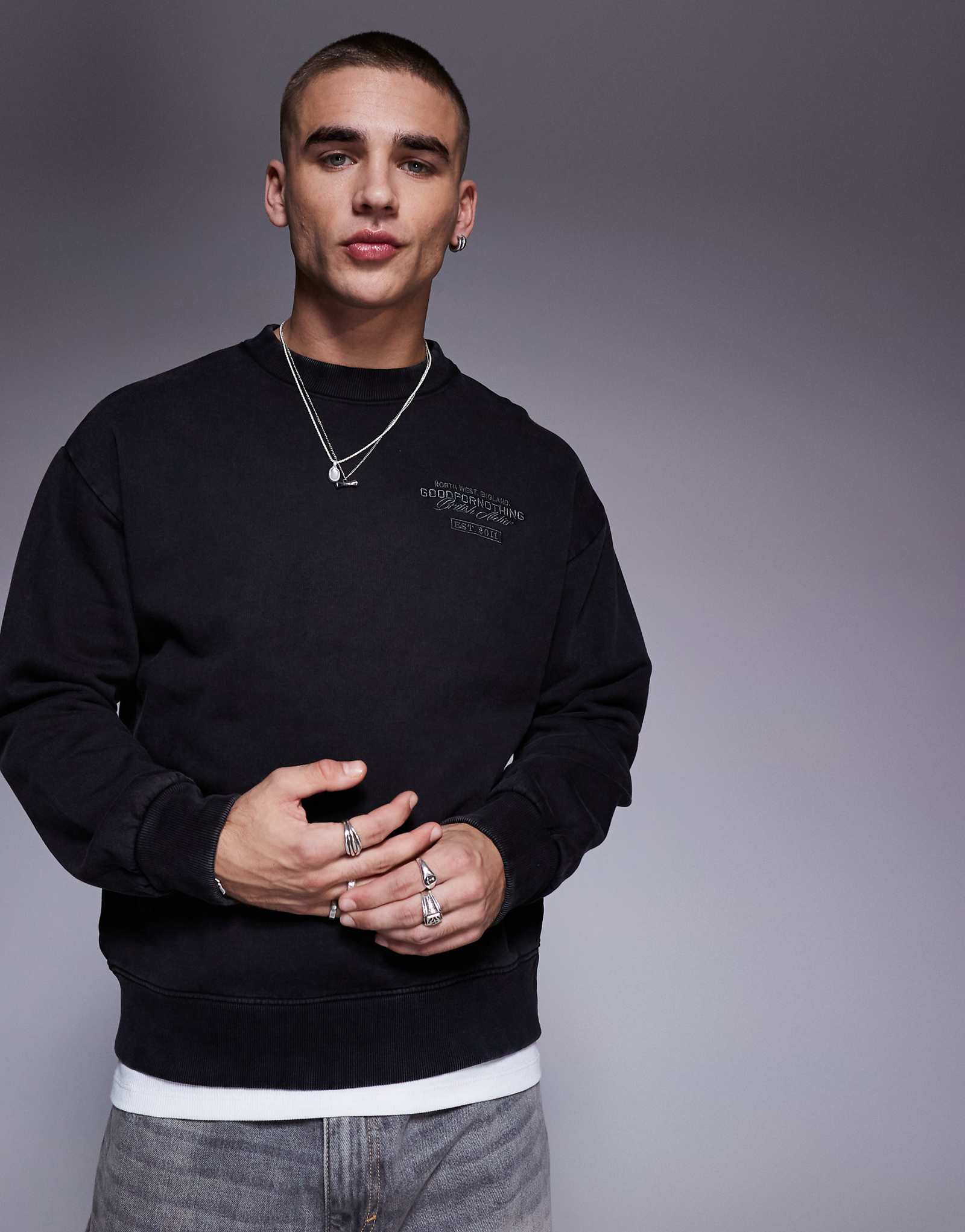 Фирменная толстовка Good For Nothing atelier черного цвета 9990₽