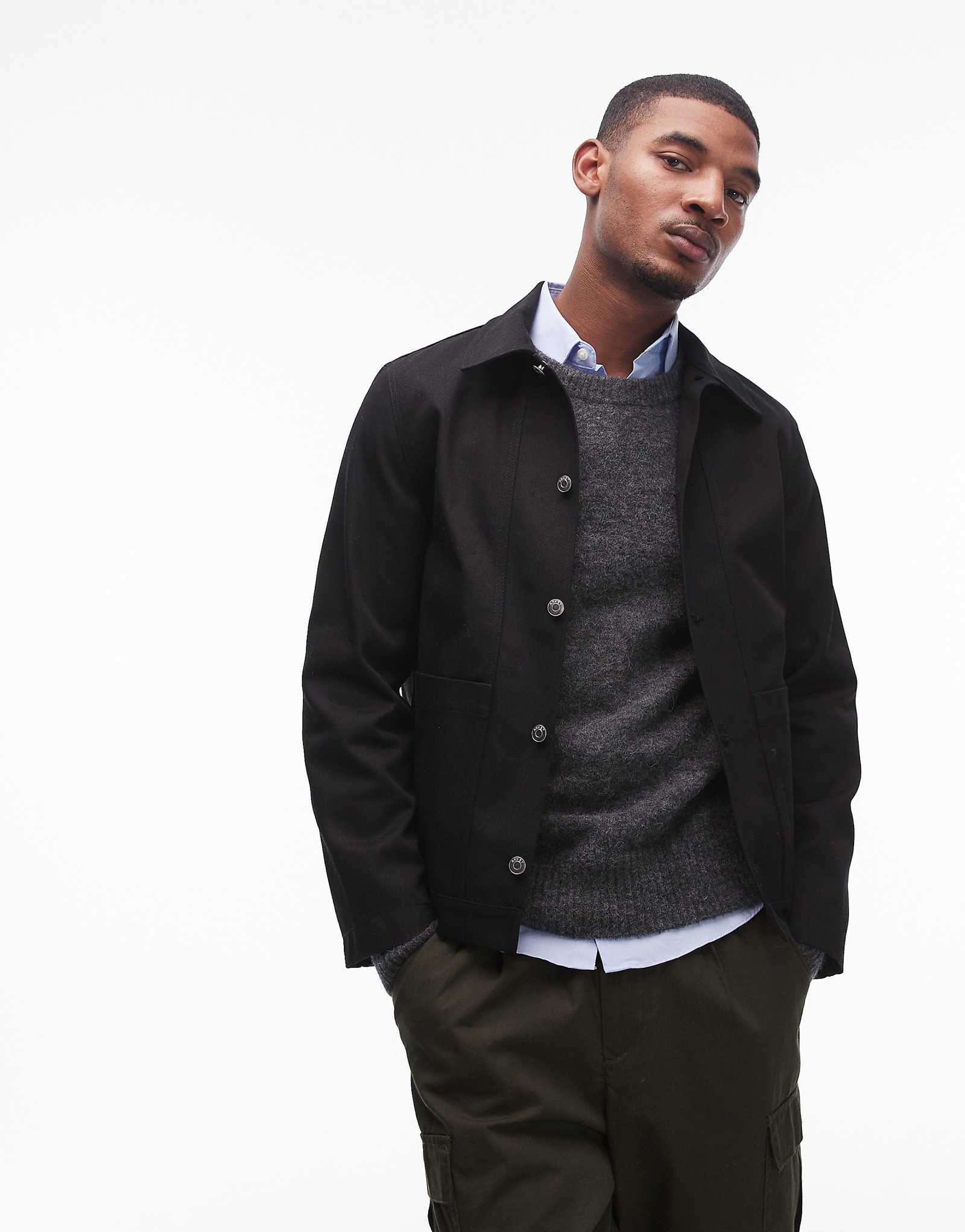 Верхняя рубашка для работы ARKET из плотной саржи черного цвета 21590₽