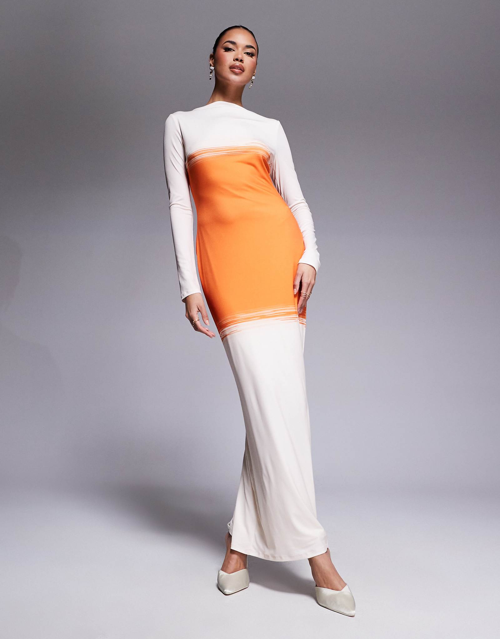 Макси-платье из джерси Daska оранжевого и кремового цветов 26590₽