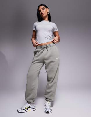 Спортивные брюки Nike Phoenix из флиса оверсайз цвета хаки