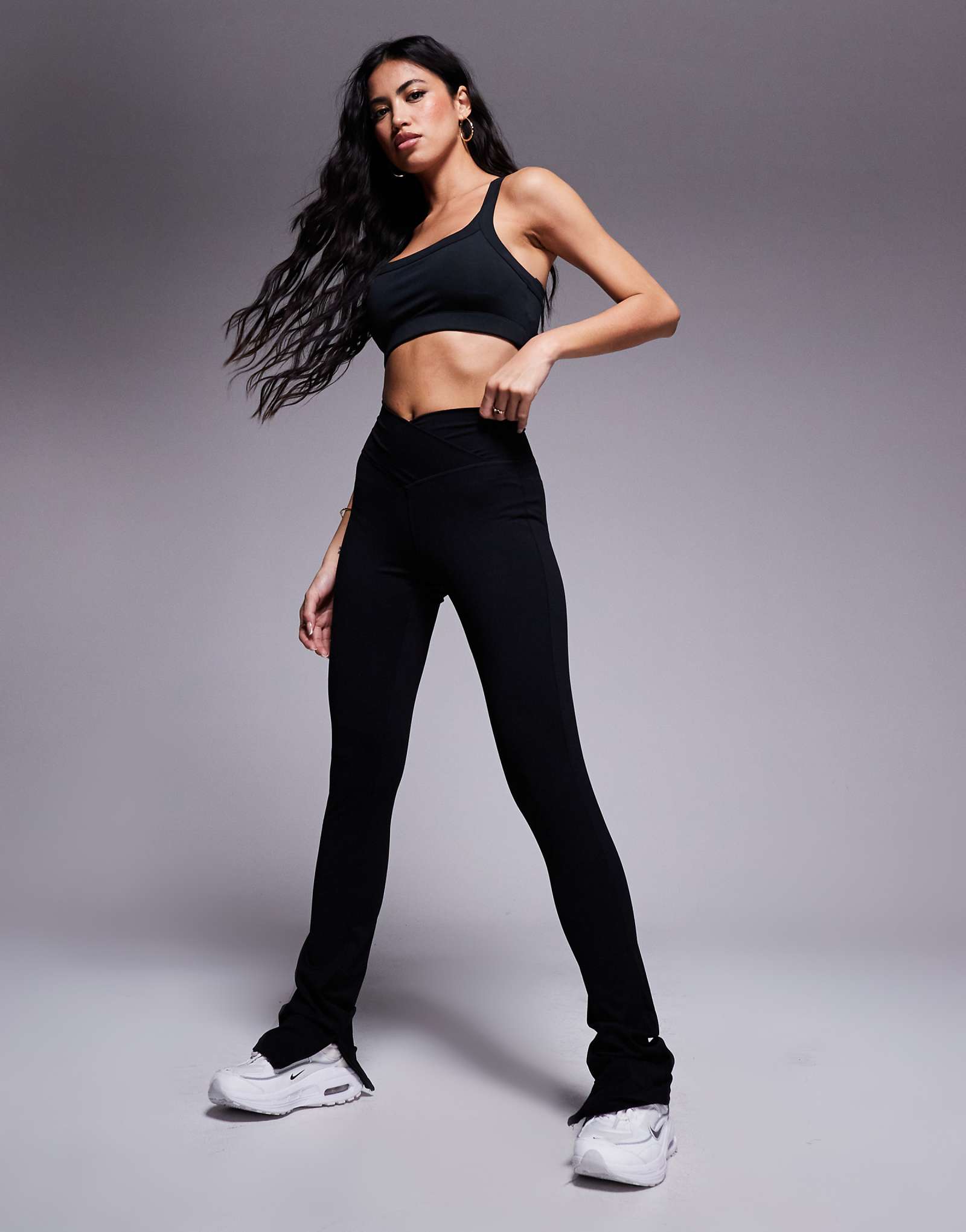 Облегающие эластичные леггинсы с эмблемой Couture Club черного цвета - часть комплекта 11390₽