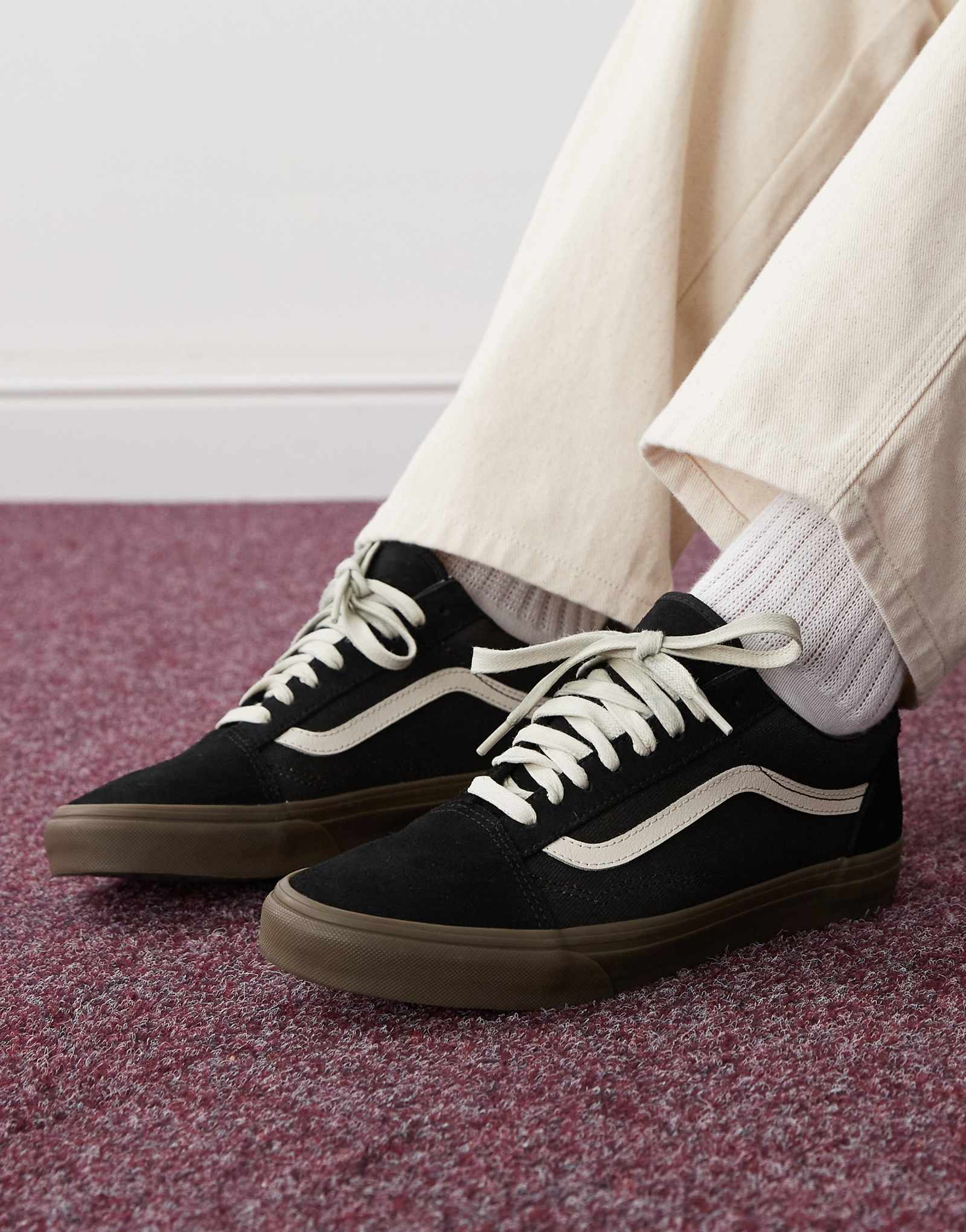 Парусиновые кроссовки Vans Old Skool черного цвета 14690₽