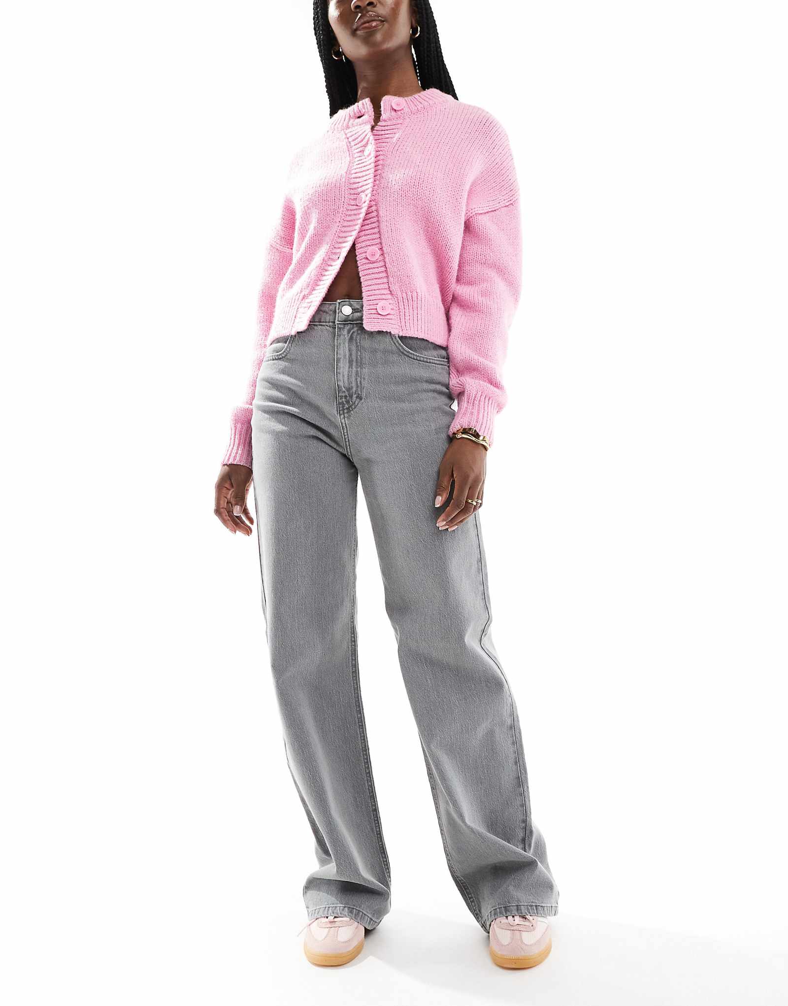 Широкие джинсы DTT Winnie средней посадки светло-серого цвета 5690₽