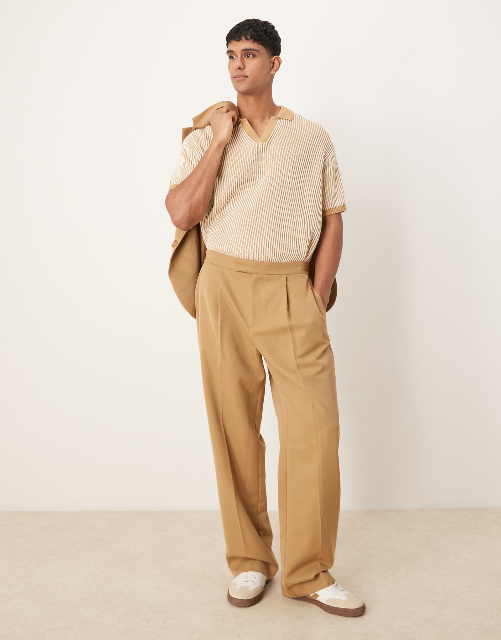 ДИЗАЙНЕРСКИЕ брюки ASOS с широкими штанинами от костюма верблюжьего цвета 4590₽