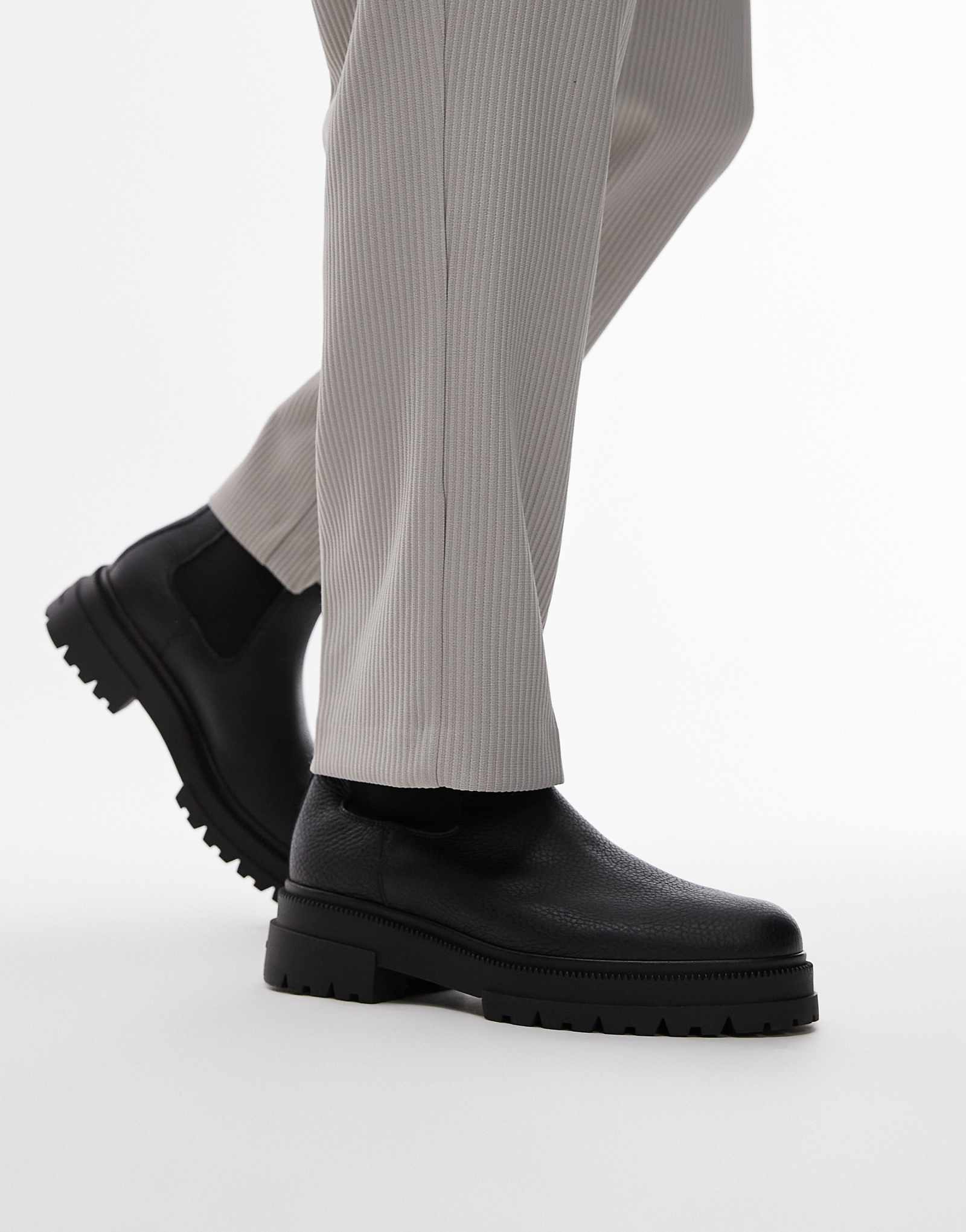 Кожаные ботинки челси Tommy Hilfiger черные 59790₽