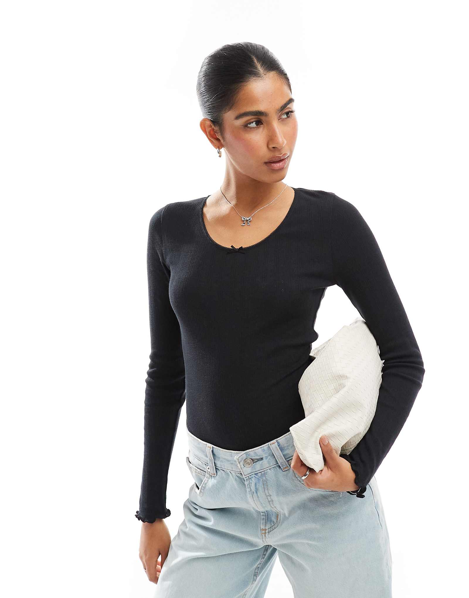 Черное боди с круглым вырезом и точечной отделкой в виде розочки для девочек от Wednesdays Girl черного цвета 6390₽