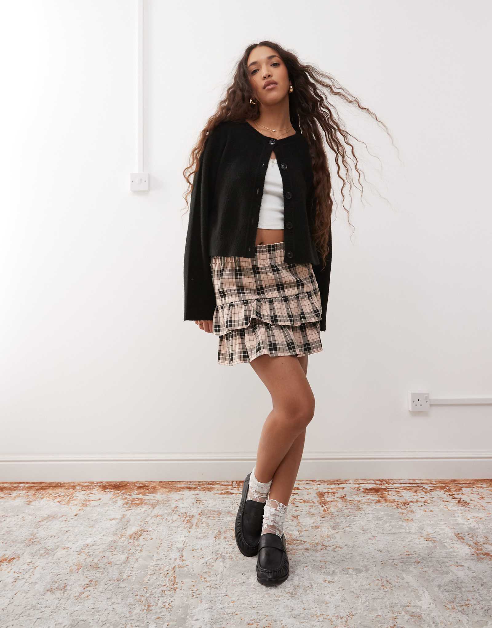 Мини-юбка Miss Selfridge с оборками и принтом в клетку 2290₽