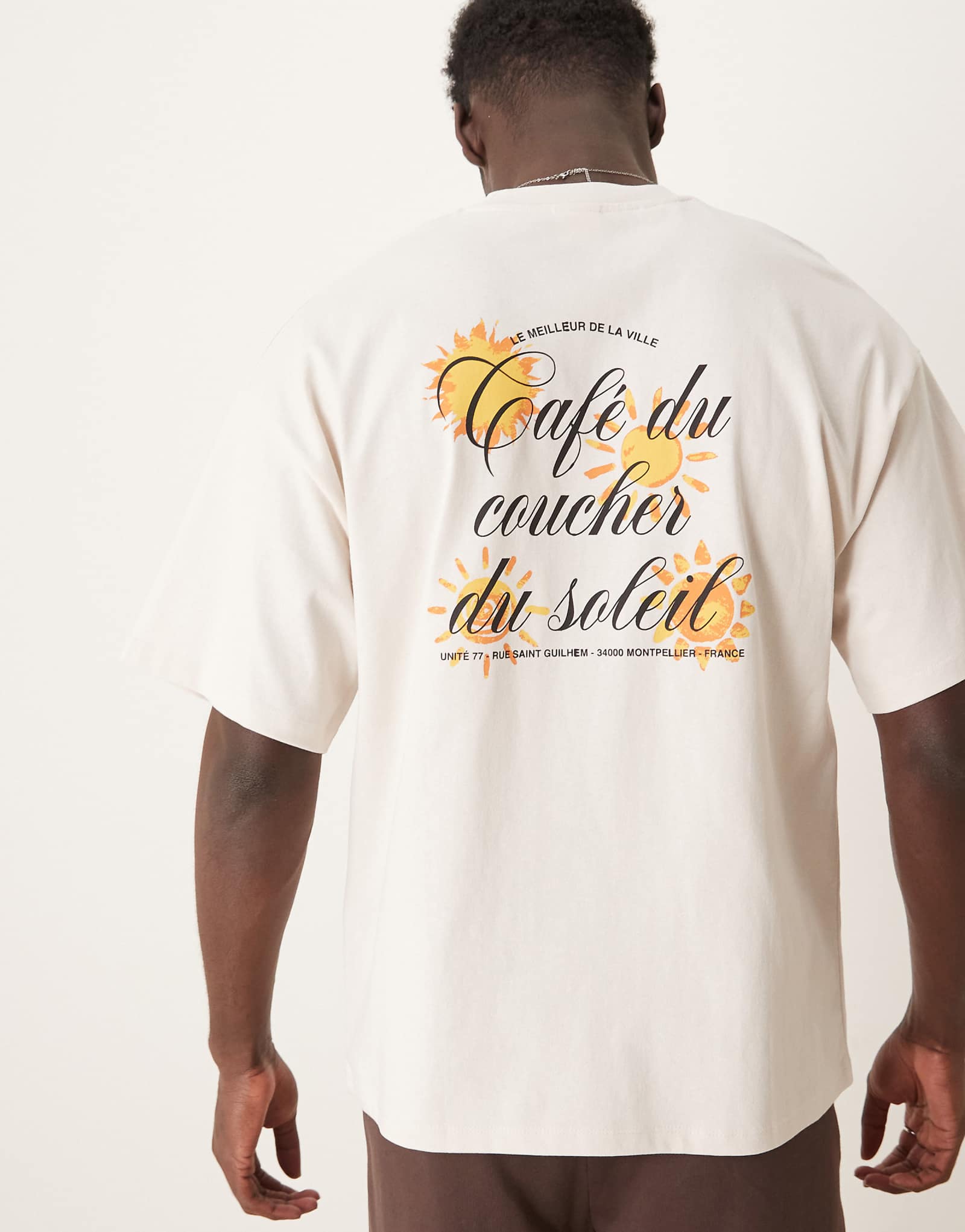 Футболка оверсайз Selected Homme кремового цвета с принтом 