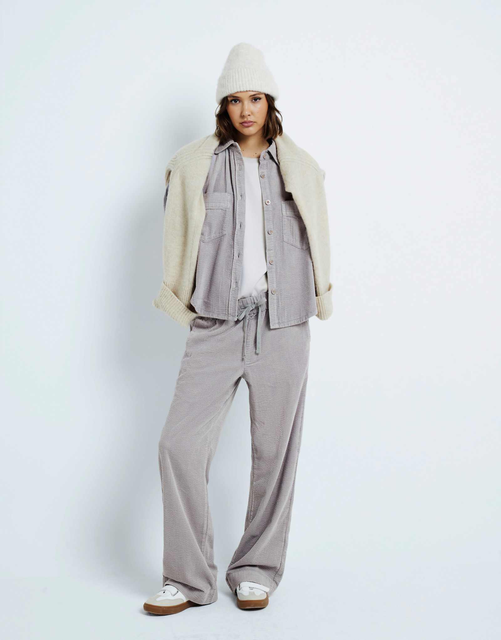 Непринужденная рубашка River Island cord серого цвета 3890₽