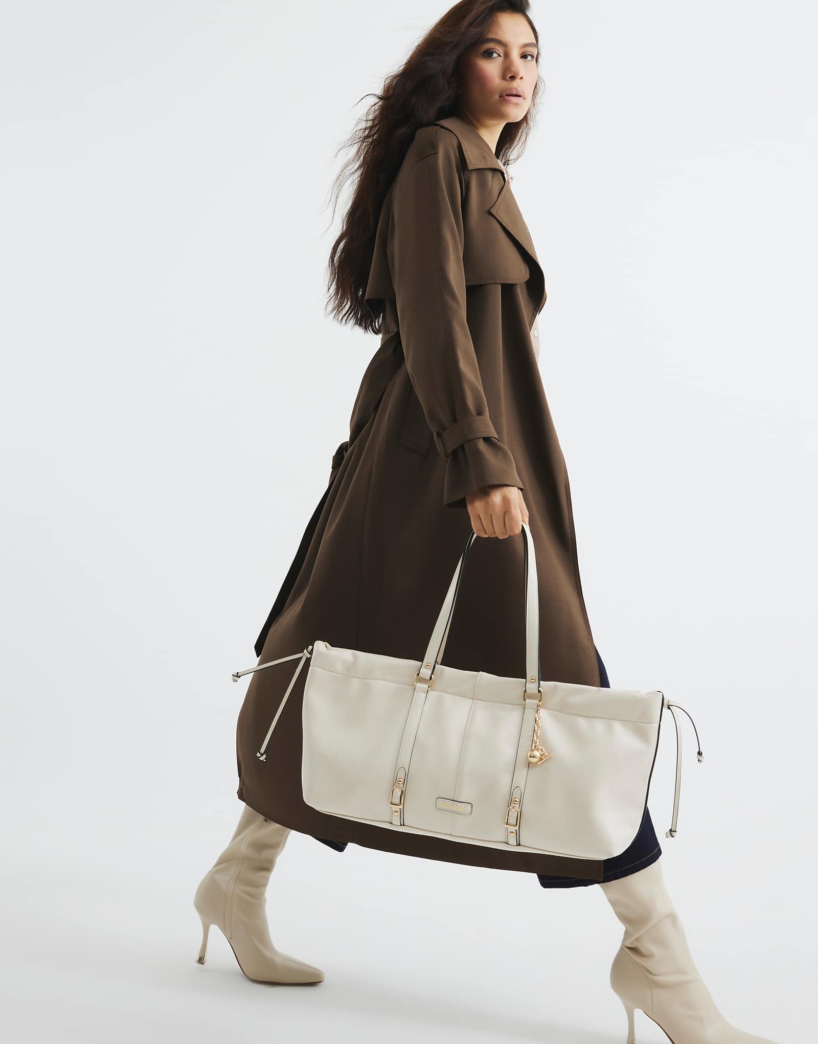 Сумка-тоут River Island East West кремового цвета 7690₽