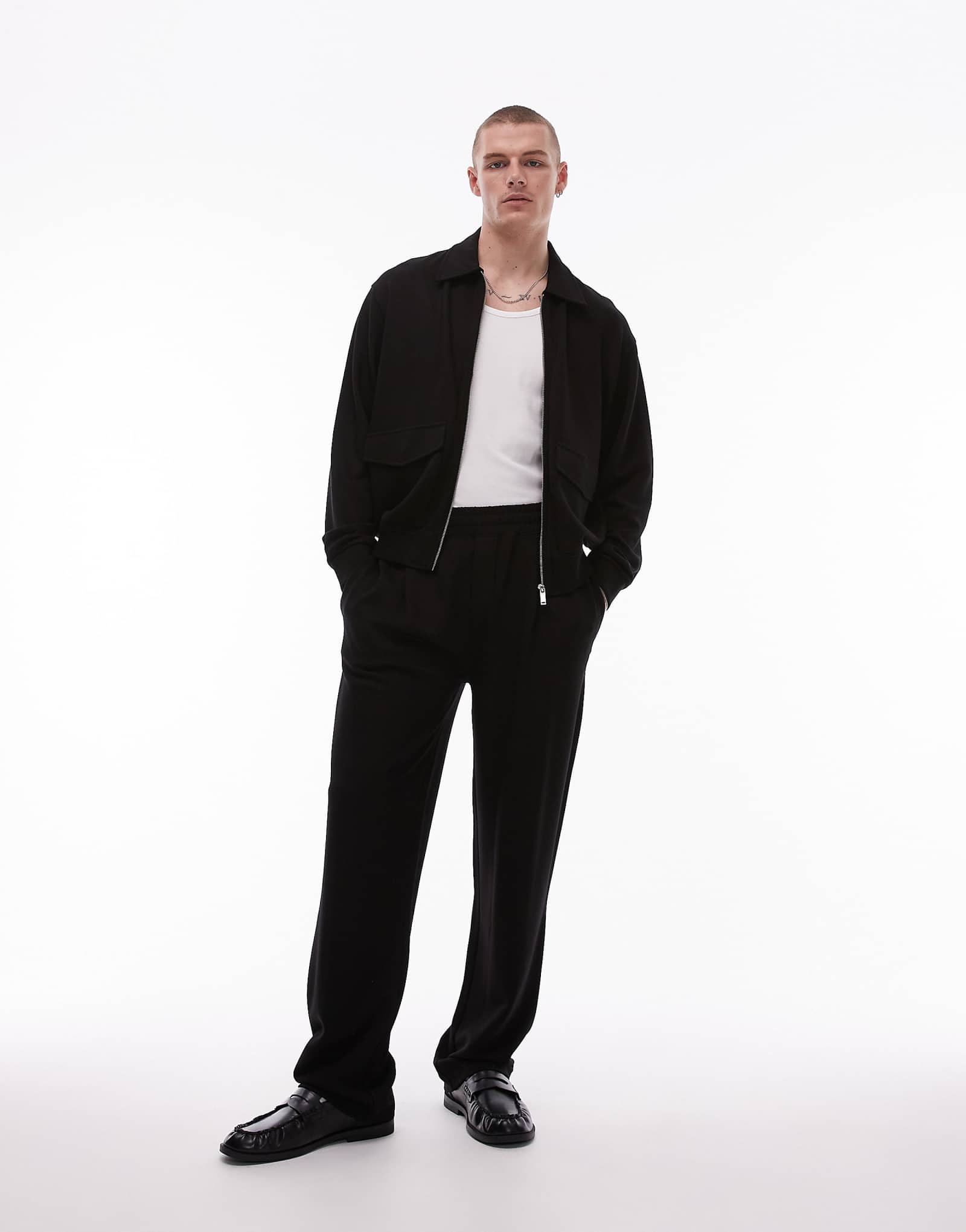 Спортивные брюки Topman premium прямого кроя из саржи черного цвета 13290₽