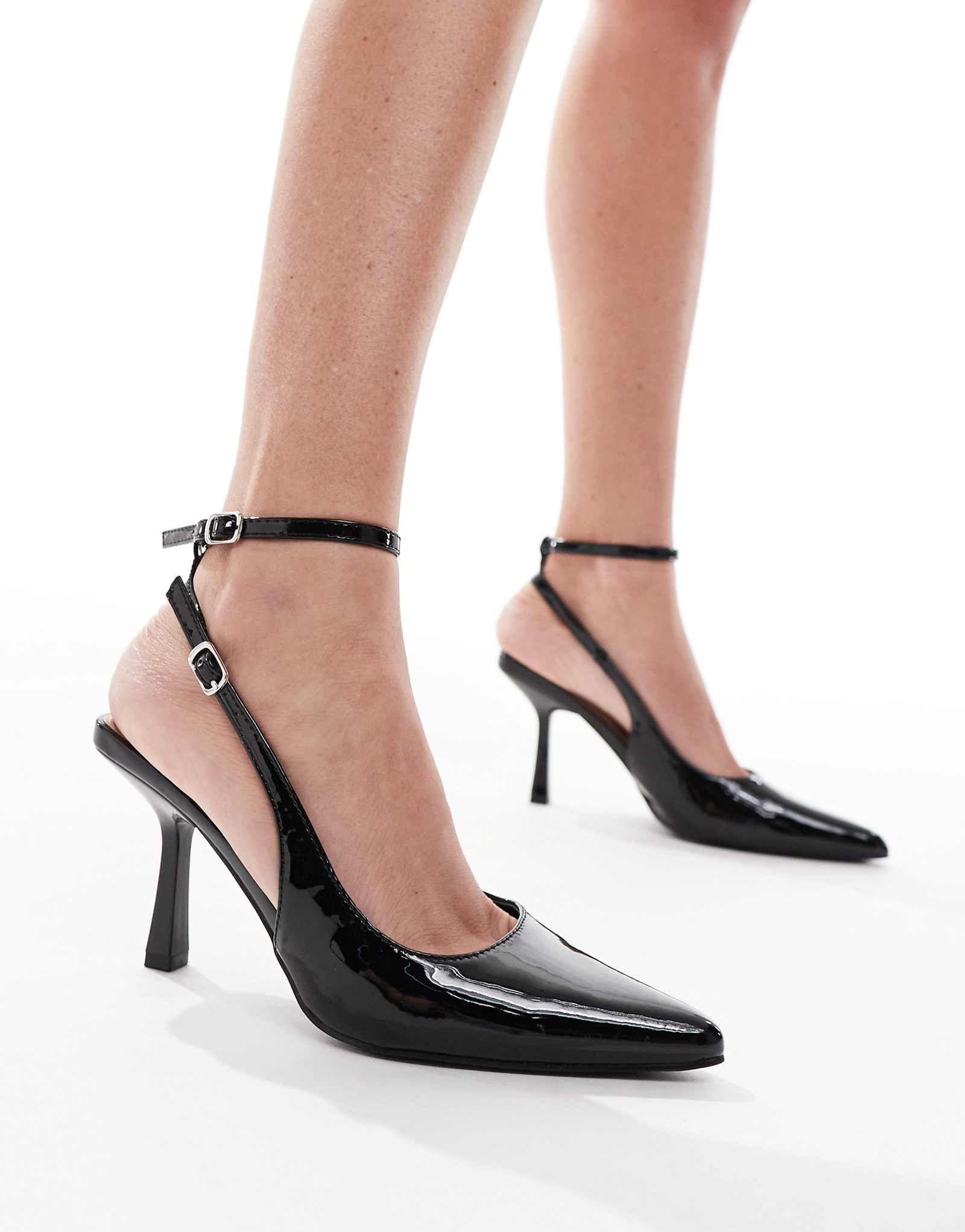 Черные туфли SEQWL Salado на каблуках в стиле котенка с откидной спинкой 6690₽