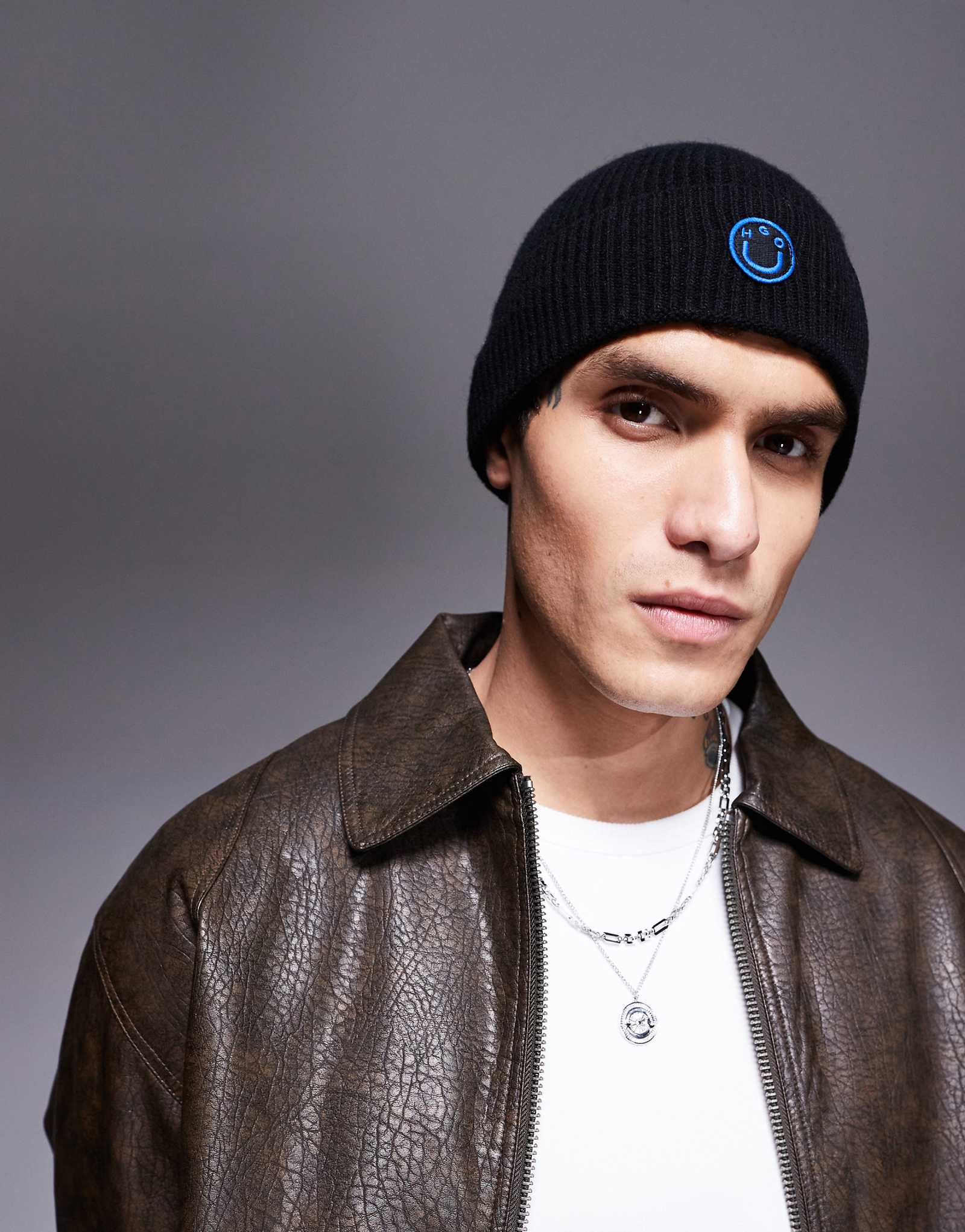 Рыбацкая шапочка HUGO Blue xafi черного цвета 12190₽